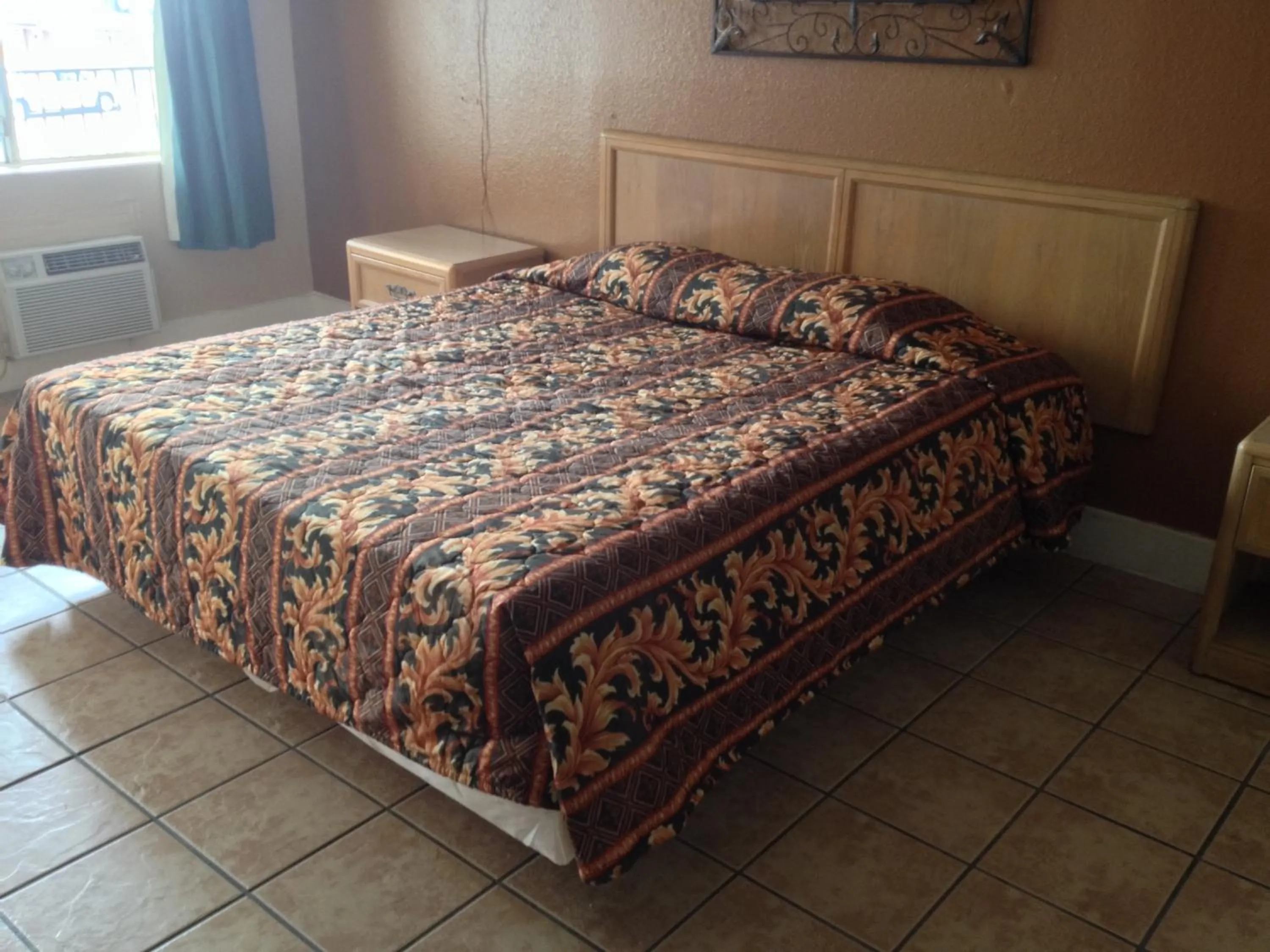 Bedroom, Bed in Austin Motor Inn