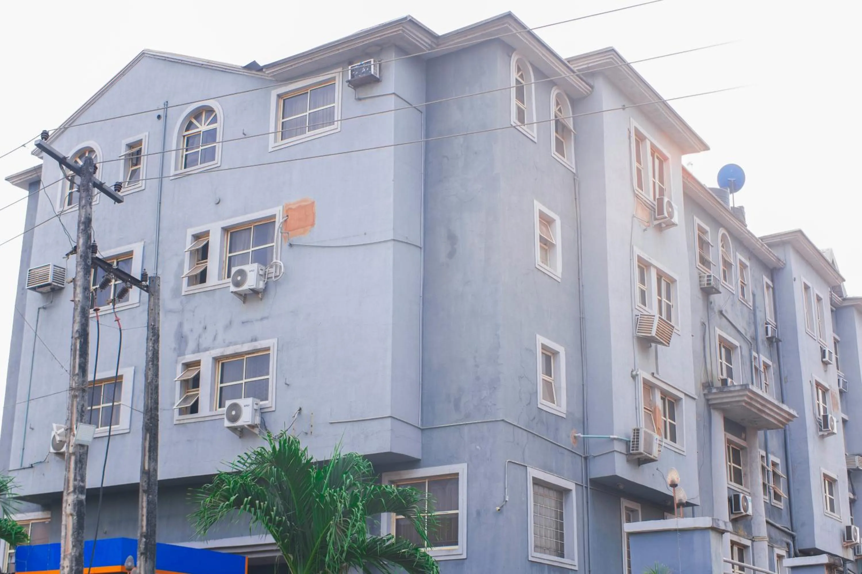 Property building in Aotel Hotels & Suites - Ojota