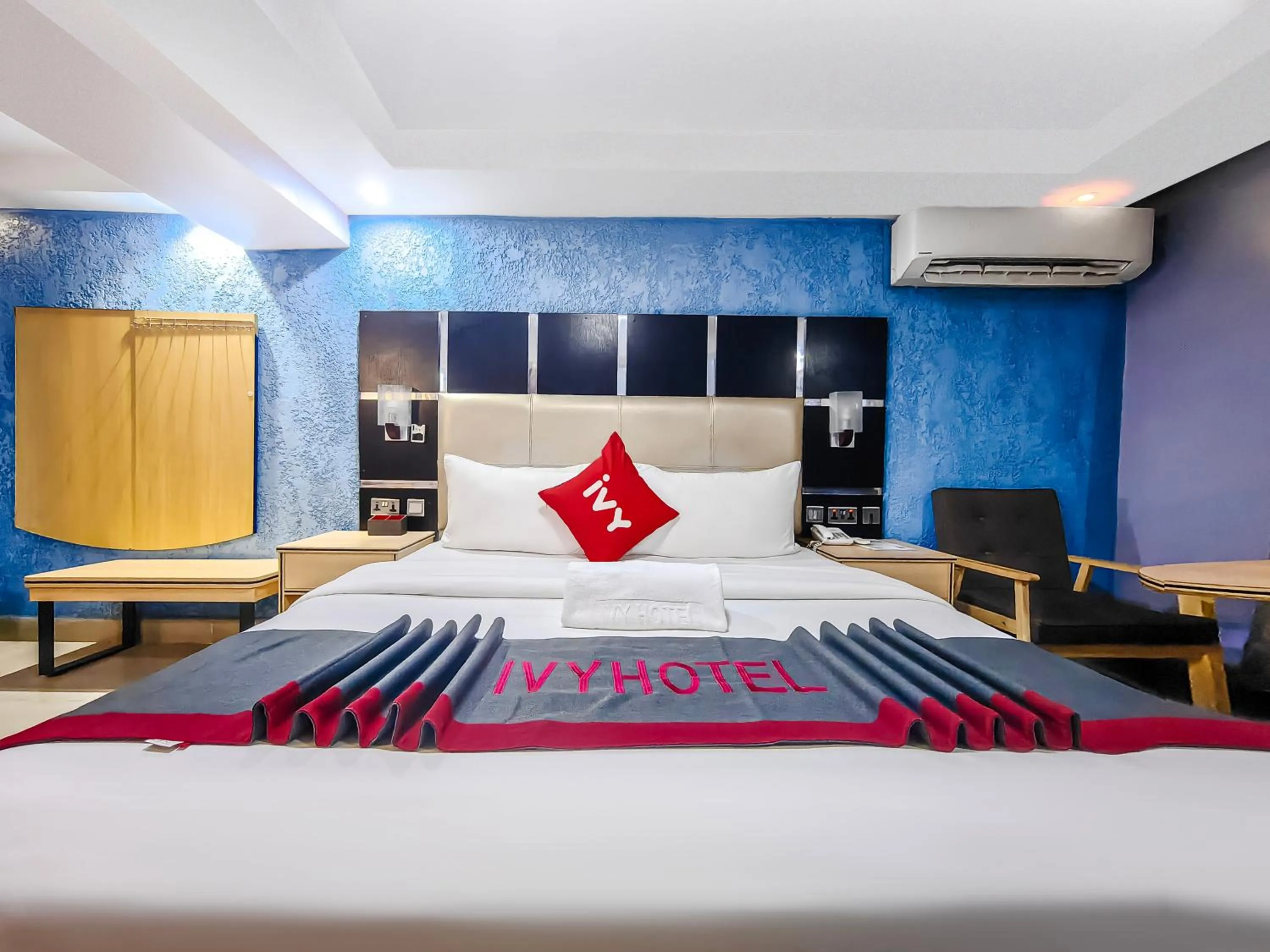 Bed in Aotel Hotels & Suites - Ojota