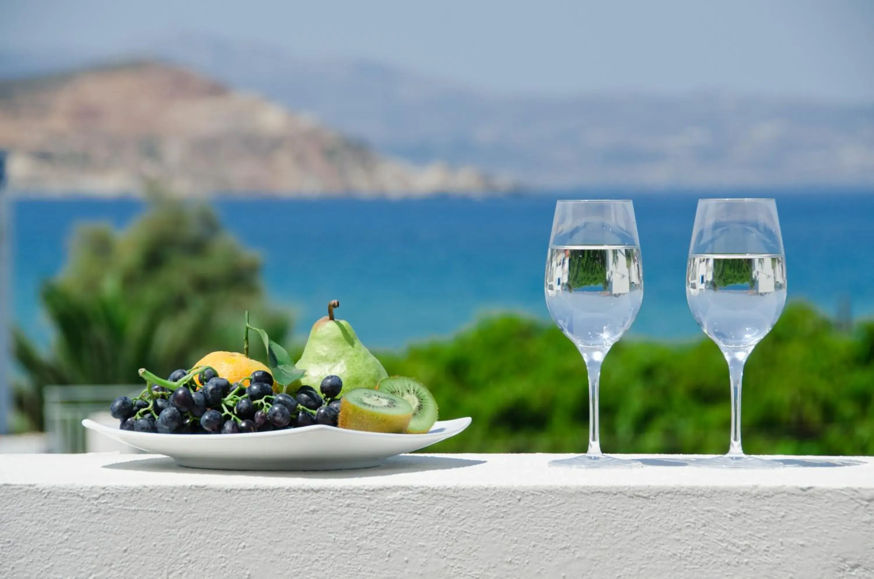 Quadruple Room with Sea View in Galaxy Hotel Naxos Quadruple Room with Sea View in Galaxy Hotel Naxos