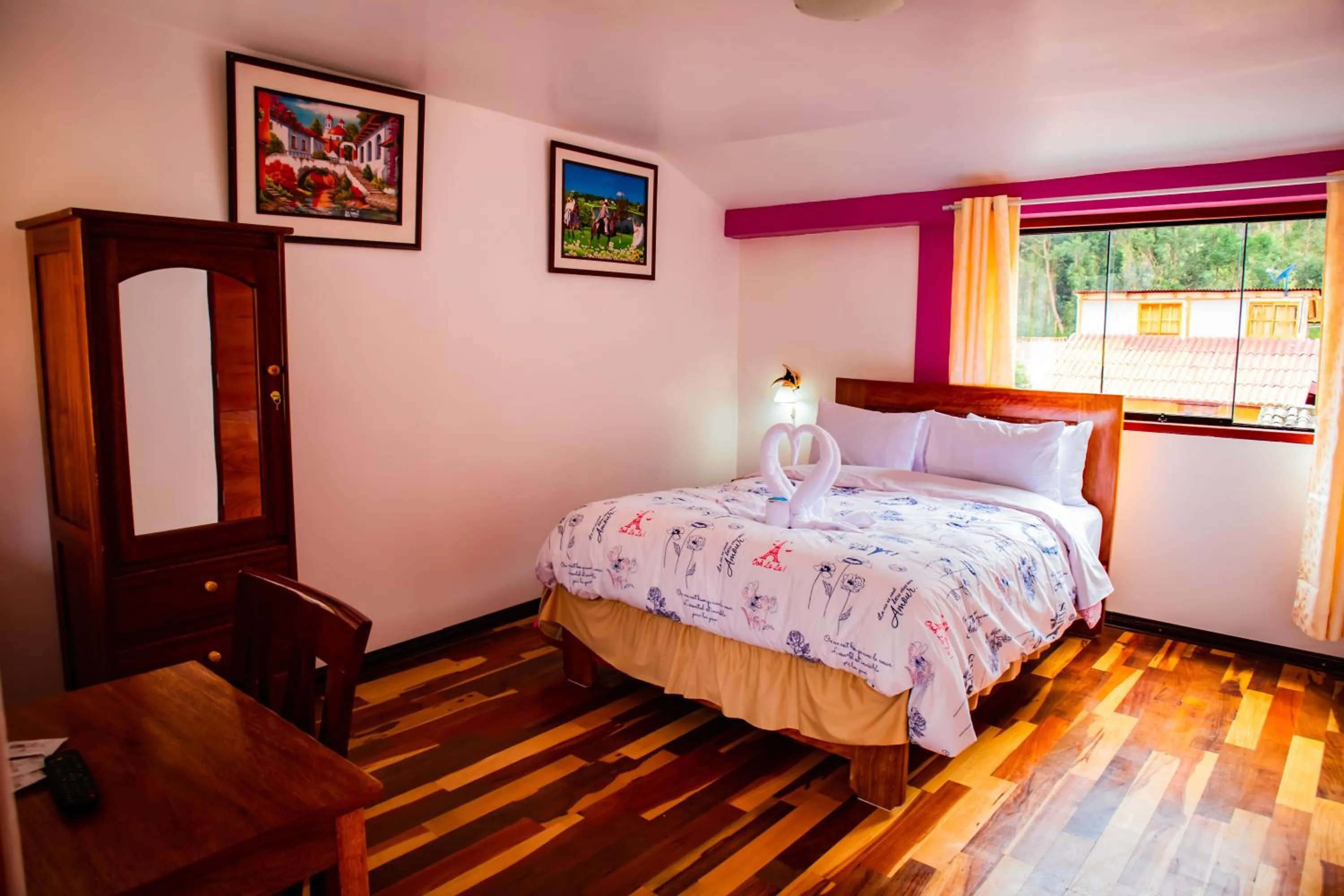 Bedroom, Bed in Intitambo Hotel