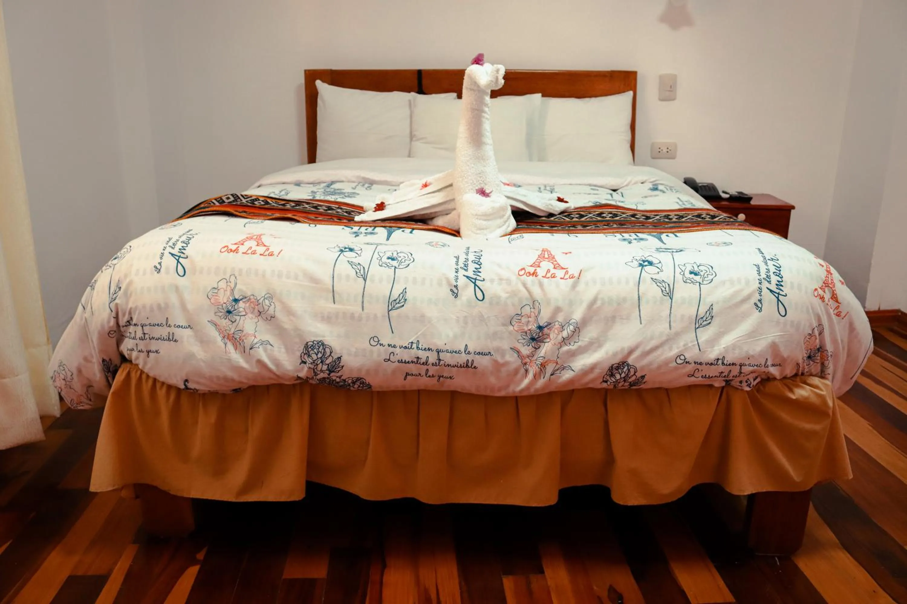 Photo of the whole room, Bed in Intitambo Hotel