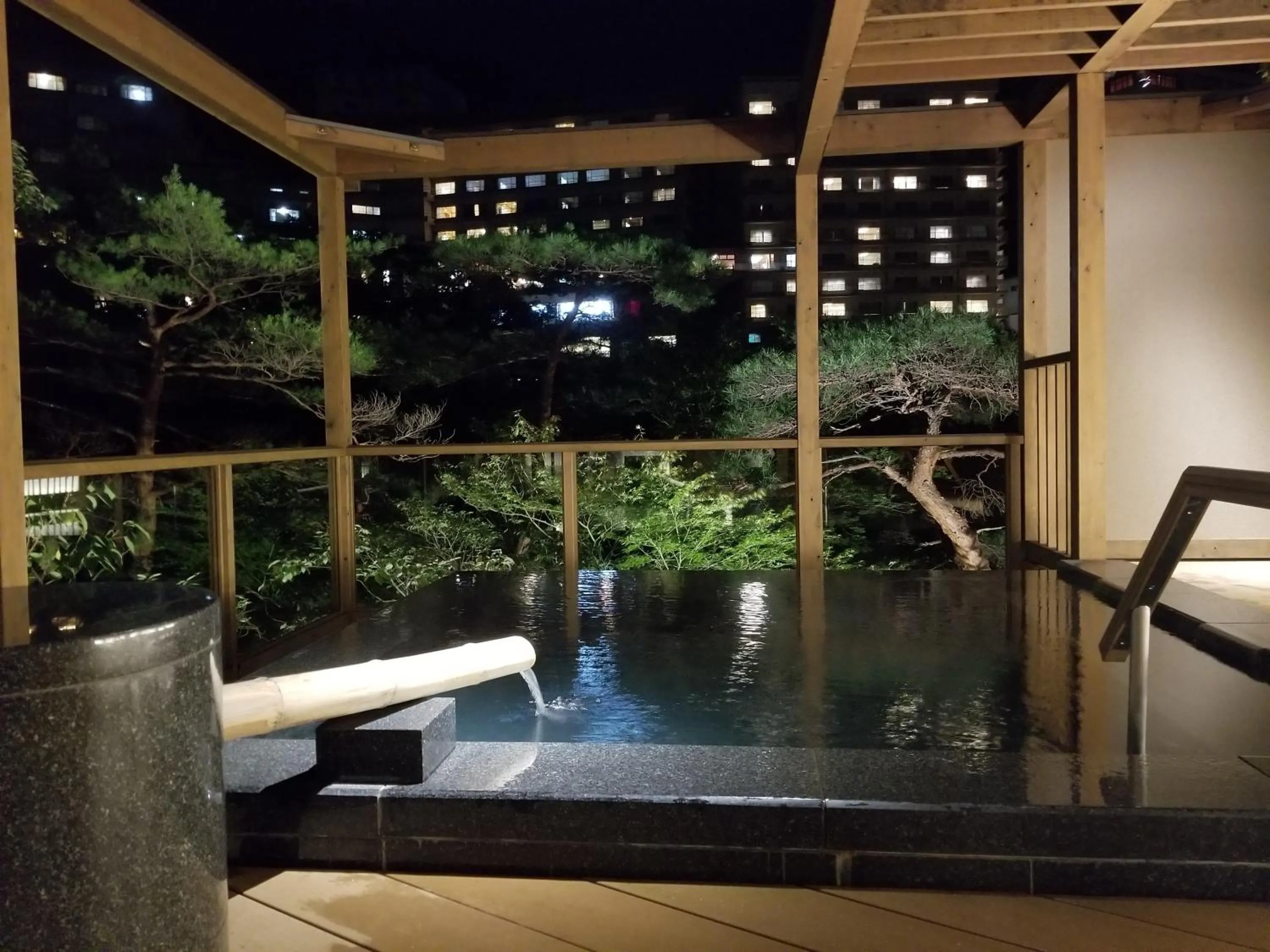 Hot Spring Bath in Hotel Shirakawa Yunokura