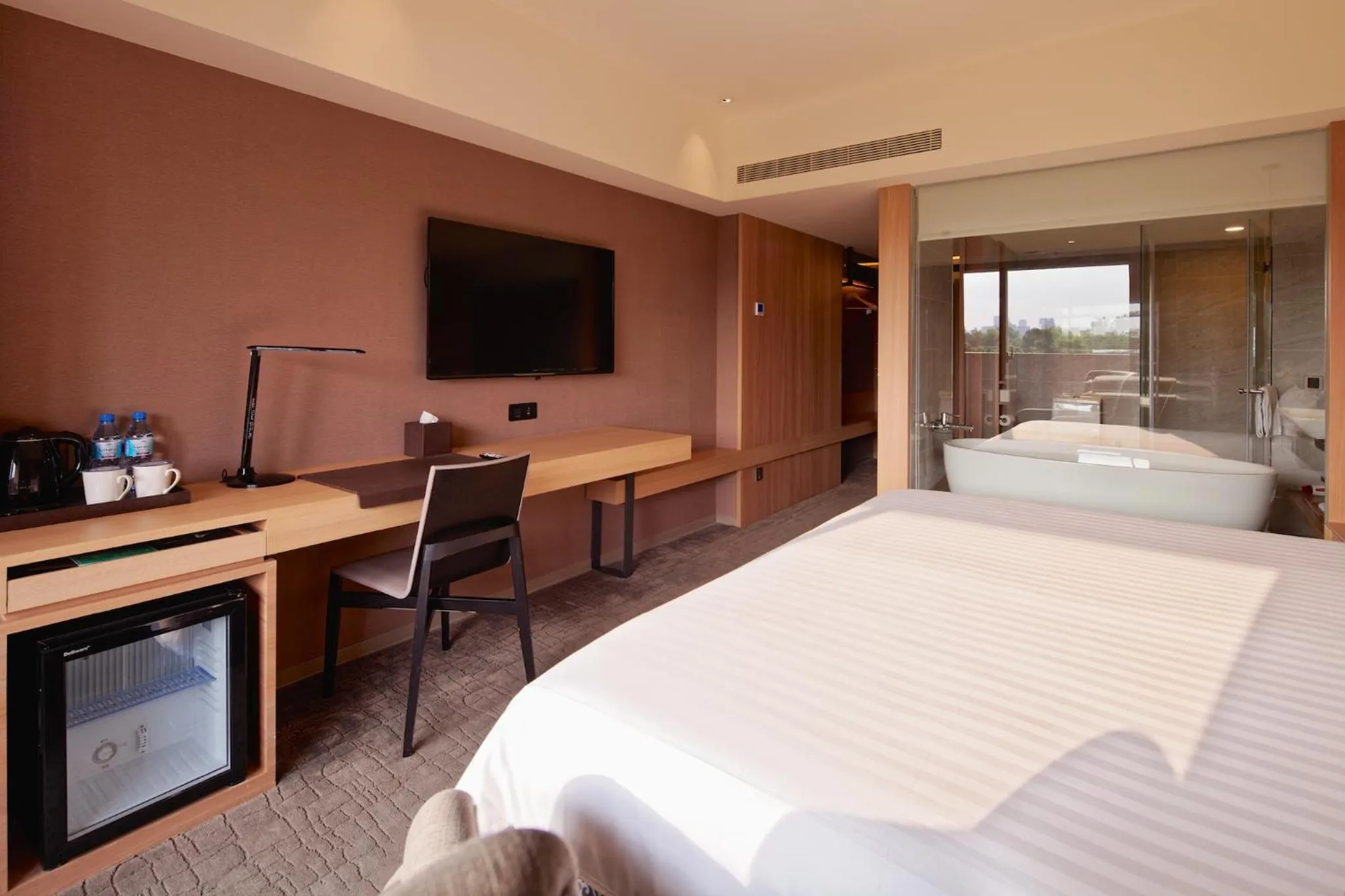 Communal lounge/ TV room, TV/Entertainment Center in La Maison Hotel