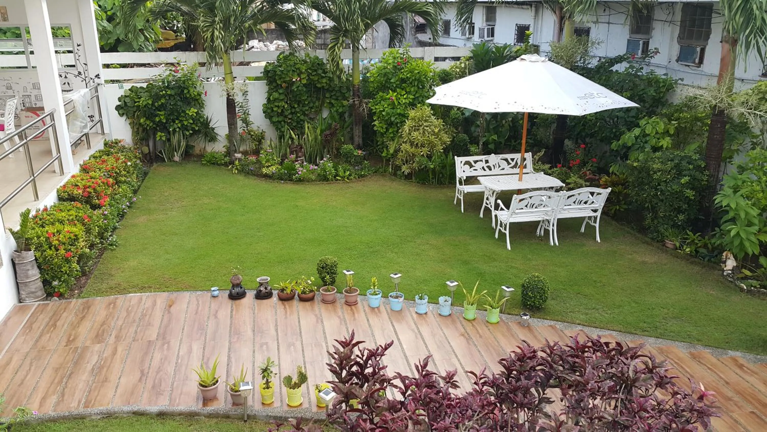 Garden in ClubBoracay Apartelle