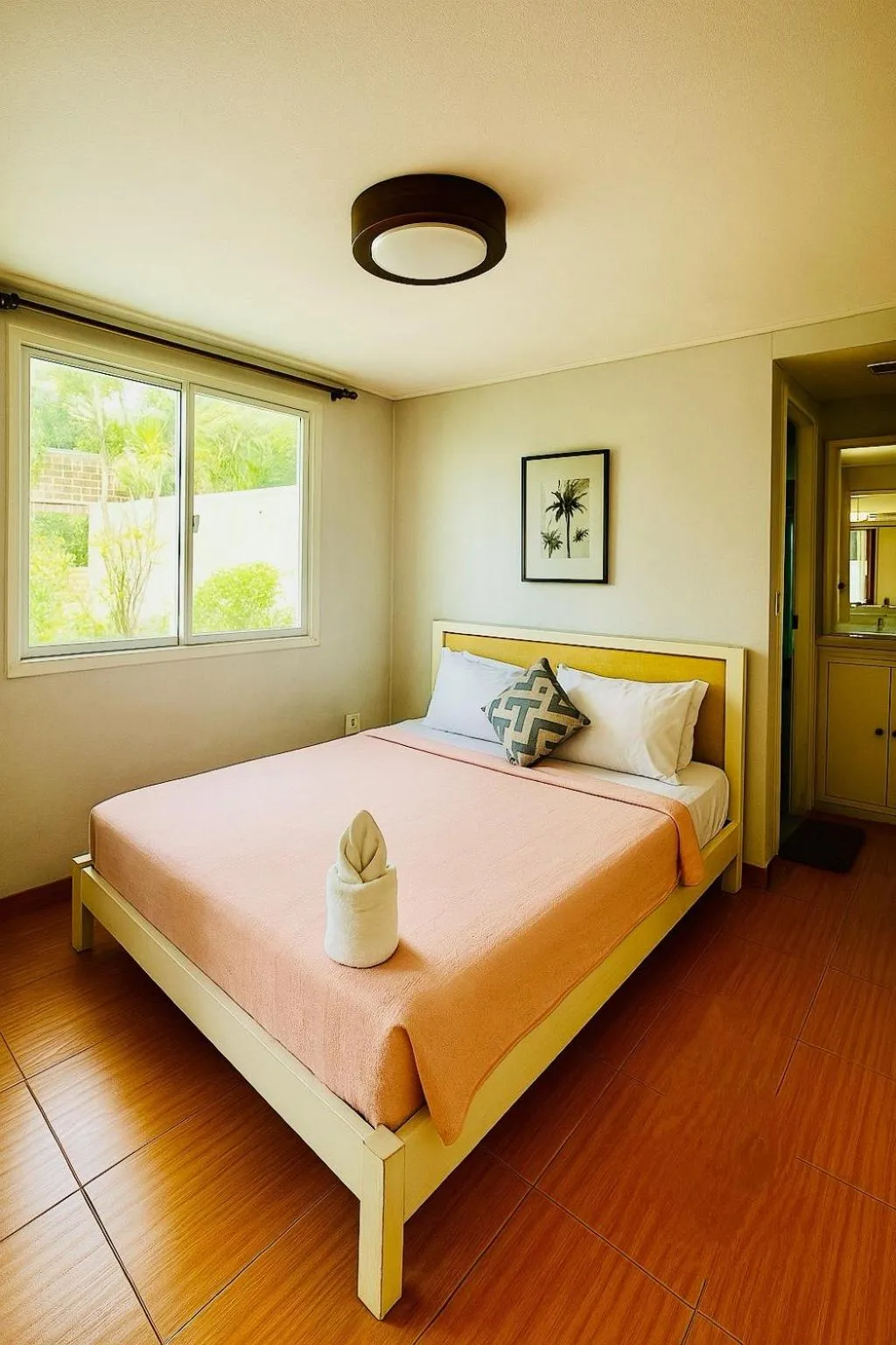 Bed in Coron Underwater Garden Resort