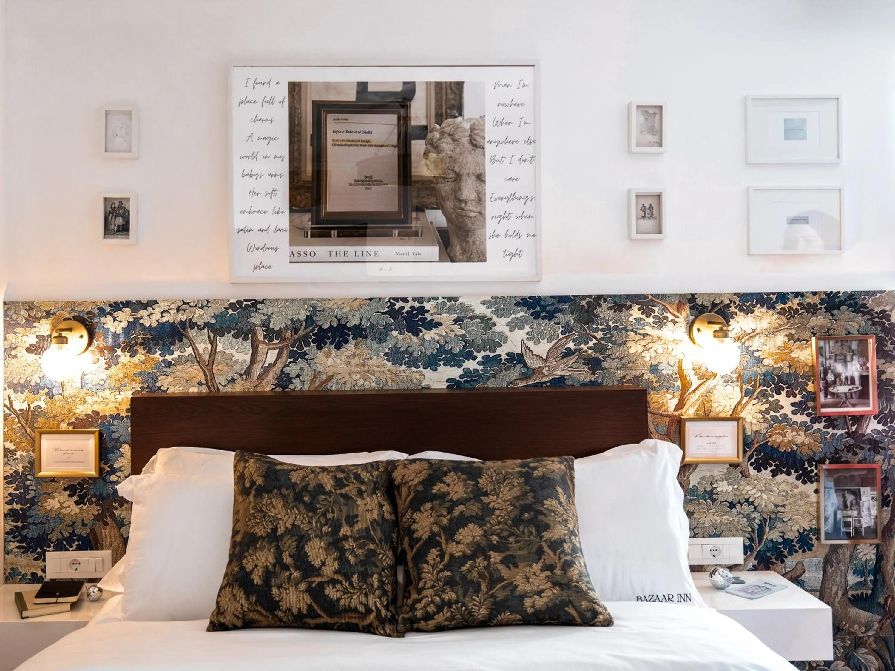 Bed in Bazaar Inn Hotel