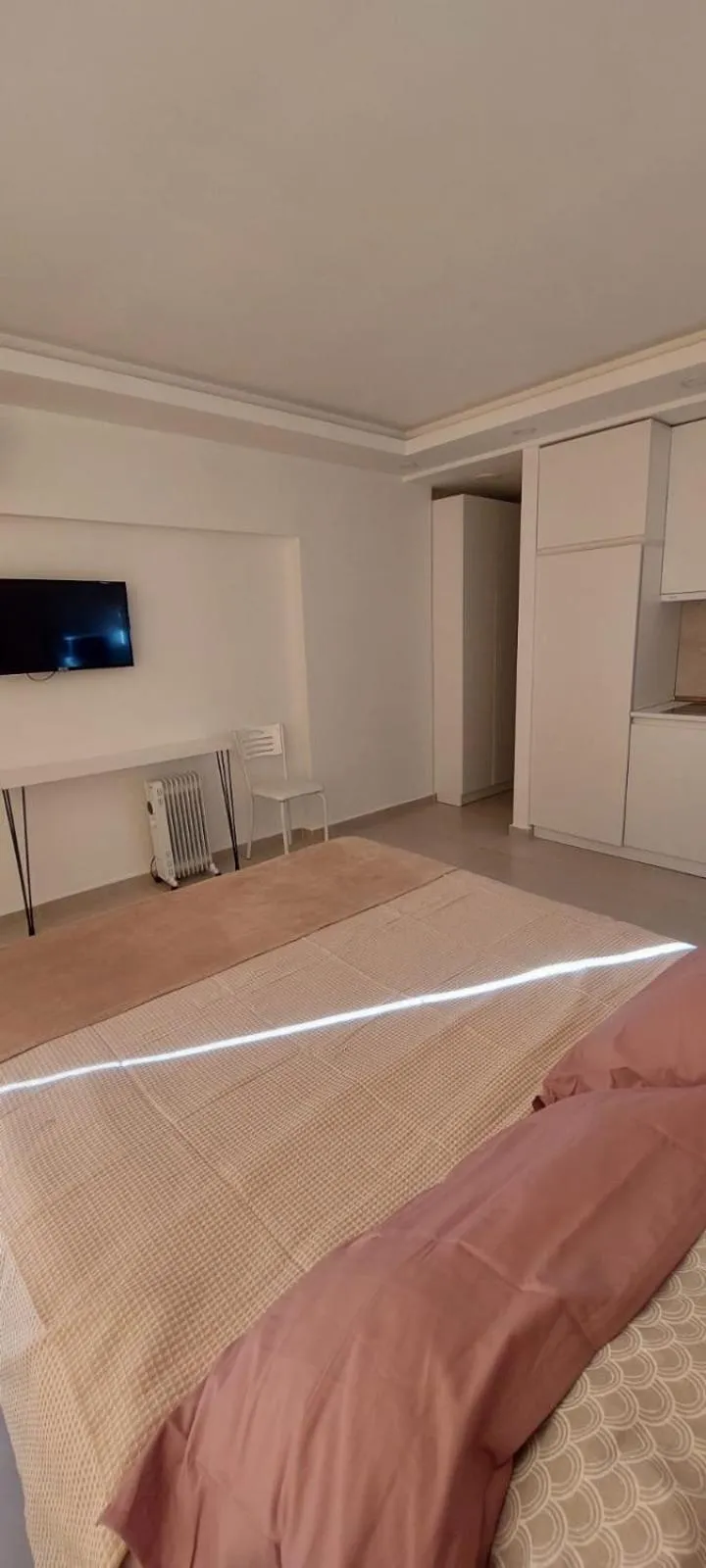 Bed in Apart Hotel Sunrise