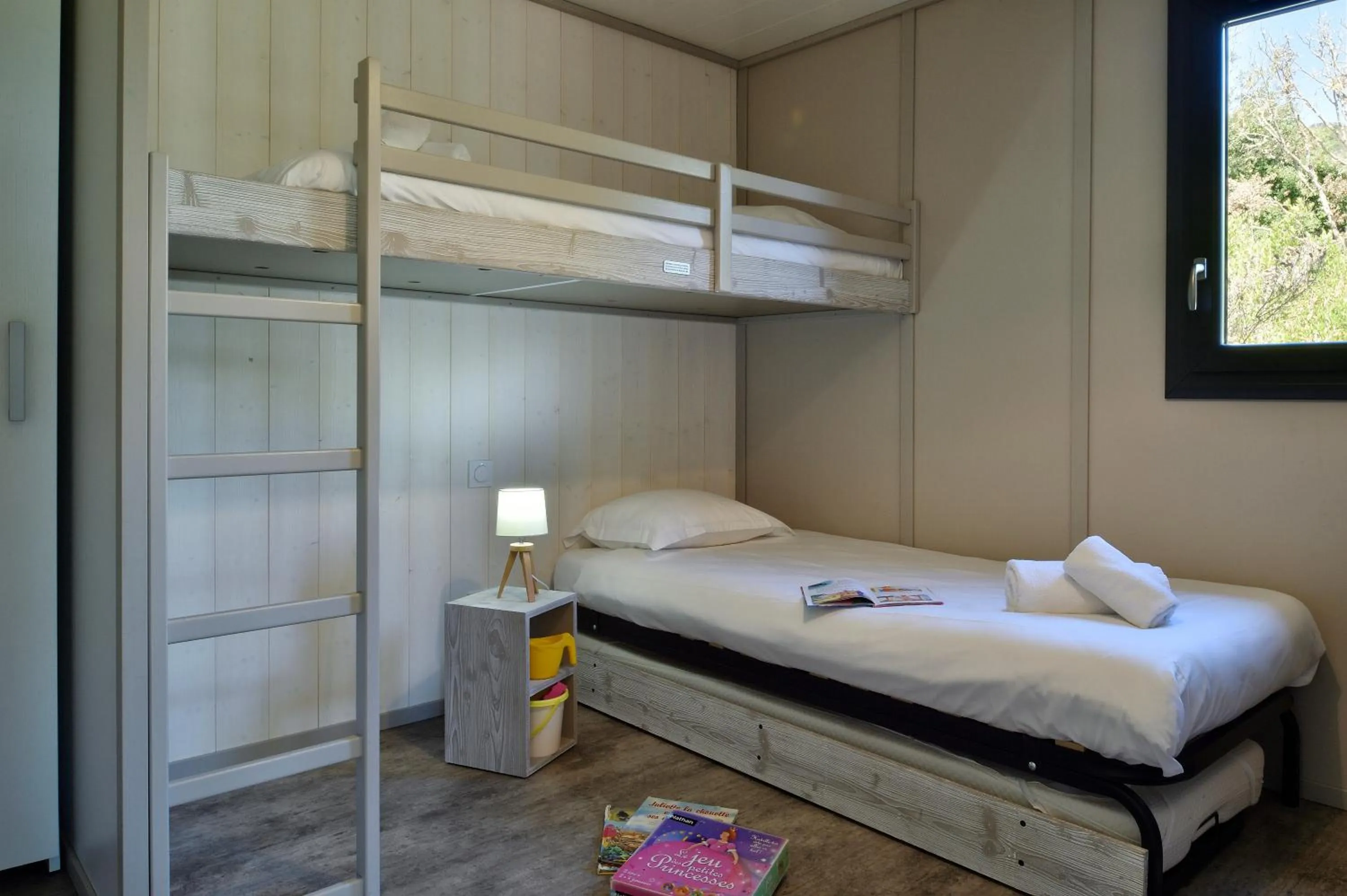 Bedroom, Bed in Résidence & Hotel U Livanti ECOLABEL