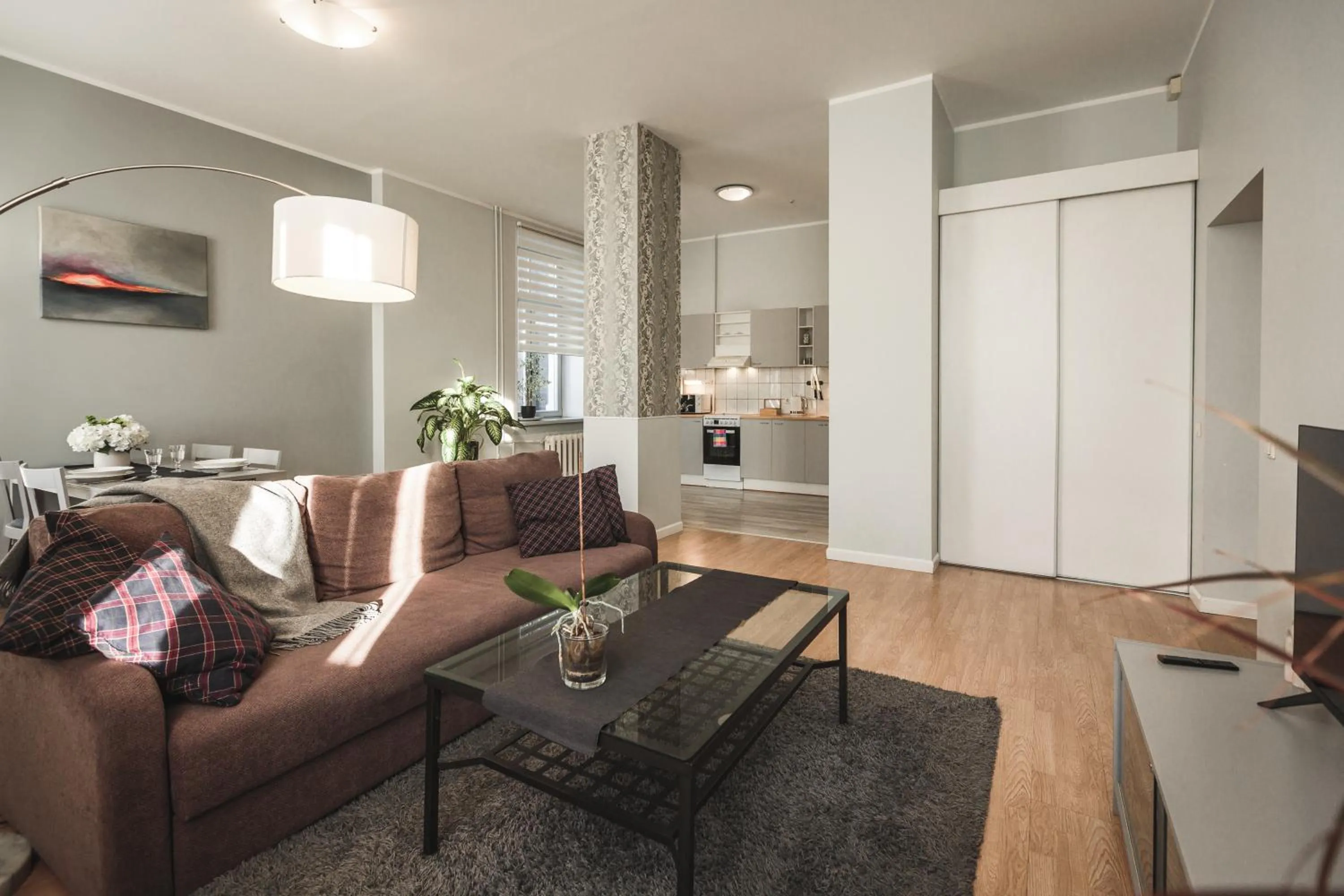 Photo of the whole room in Bearsleys Downtown Apartments