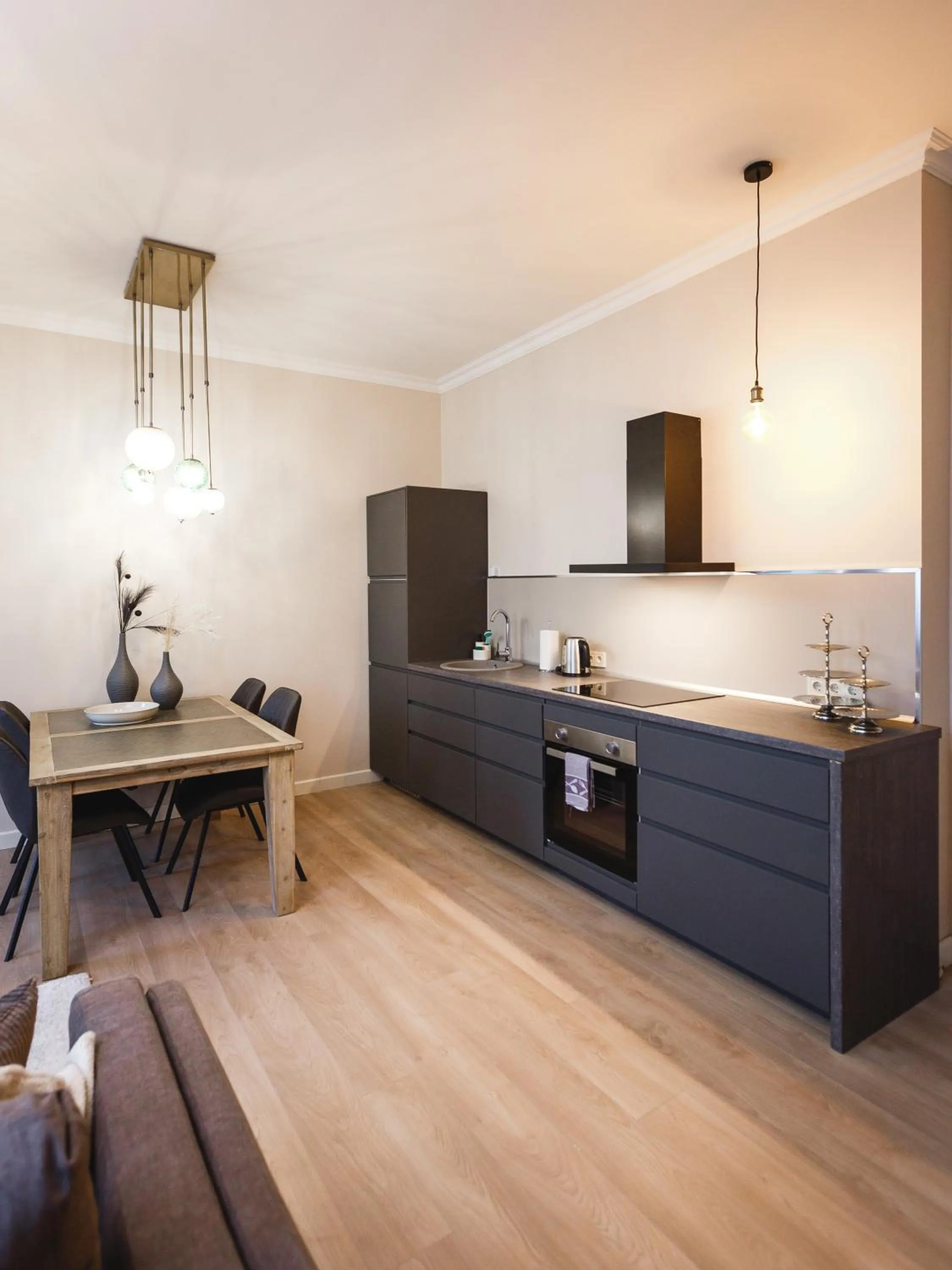 kitchen in Bearsleys Downtown Apartments