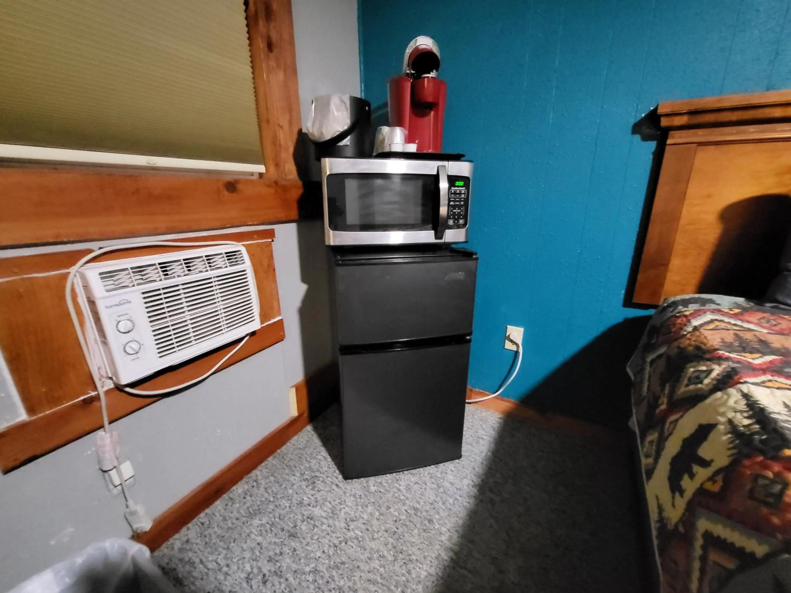 TV and multimedia in KJ's Inn and Suites By OYO Gettysburg US Hwy 212