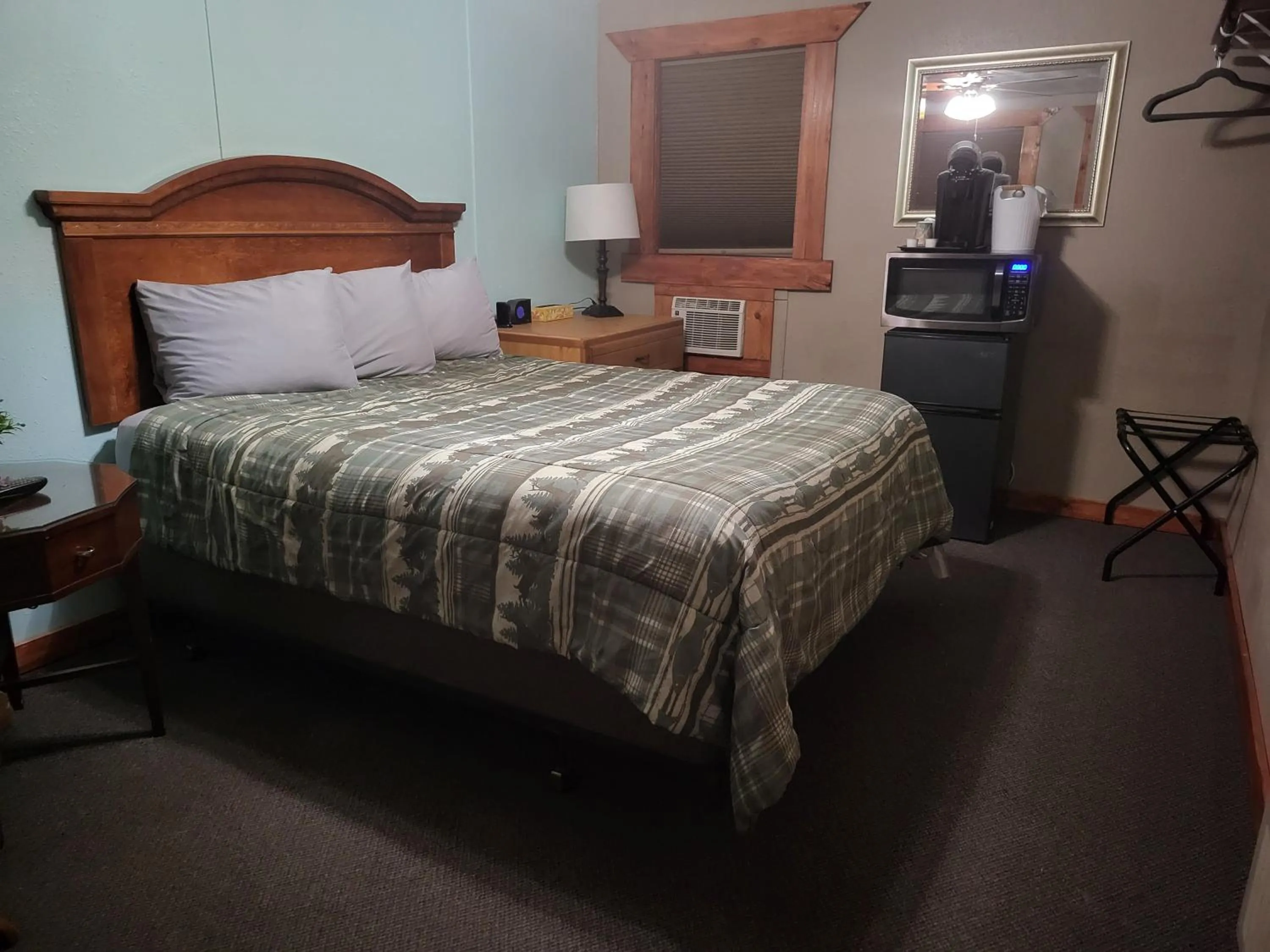 Bedroom, Bed in KJ's Inn and Suites By OYO Gettysburg US Hwy 212