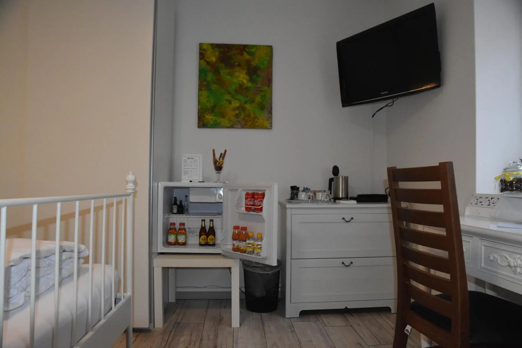 Decorative detail, Bed in Kiki's B&B