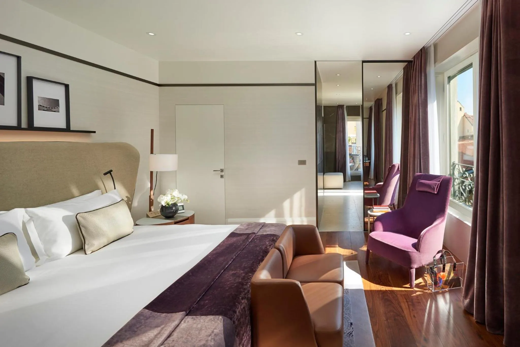 Bedroom, Bed in Mandarin Oriental, Milan