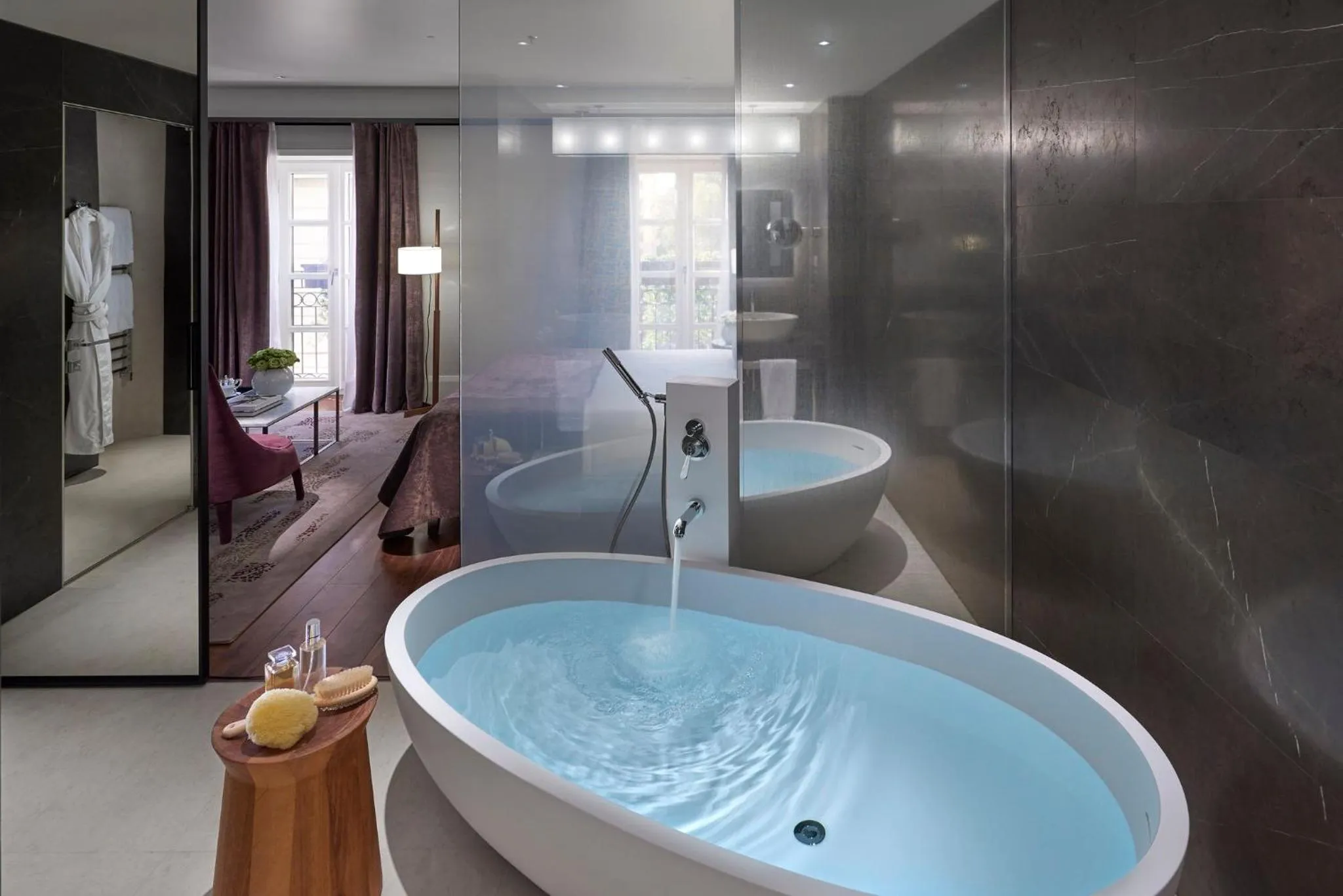 Bedroom in Mandarin Oriental, Milan