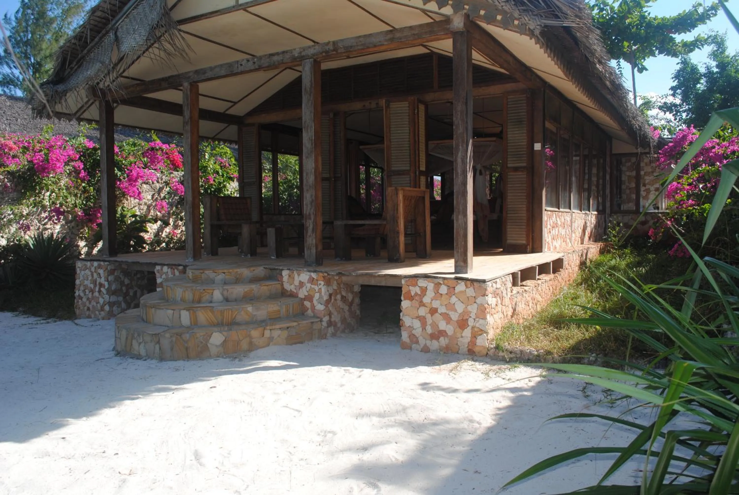 Property building in Seasons Lodge Zanzibar