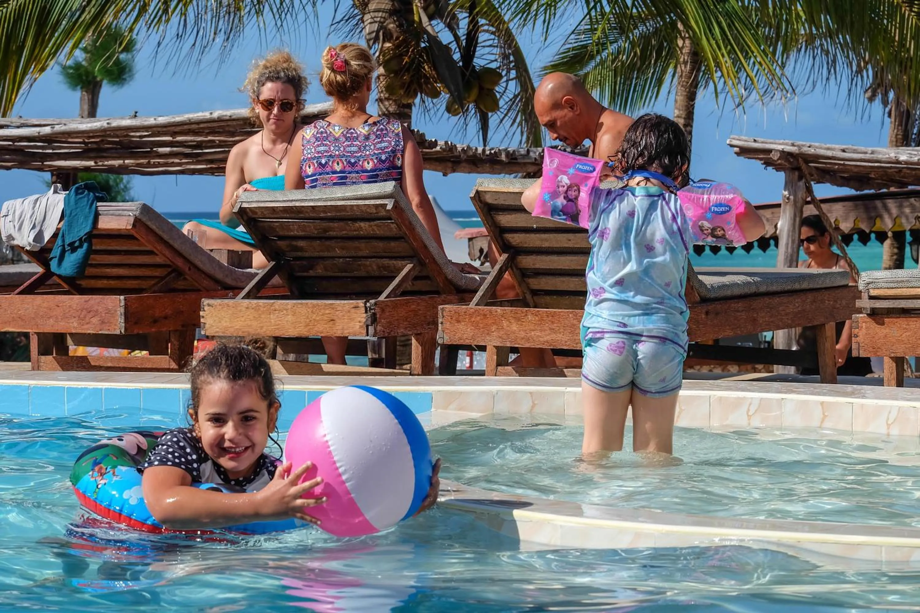 People in Seasons Lodge Zanzibar