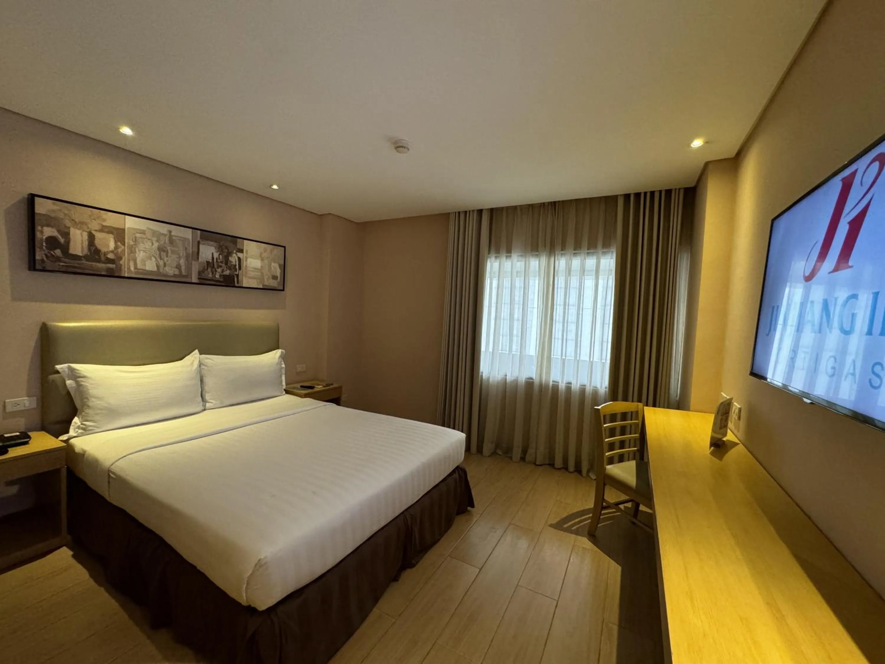 Bed in Jinjiang Inn - Ortigas
