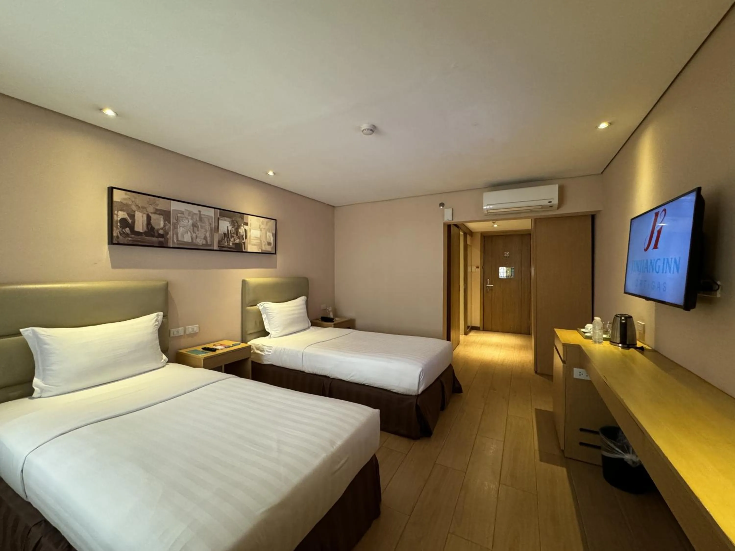 Bed in Jinjiang Inn - Ortigas