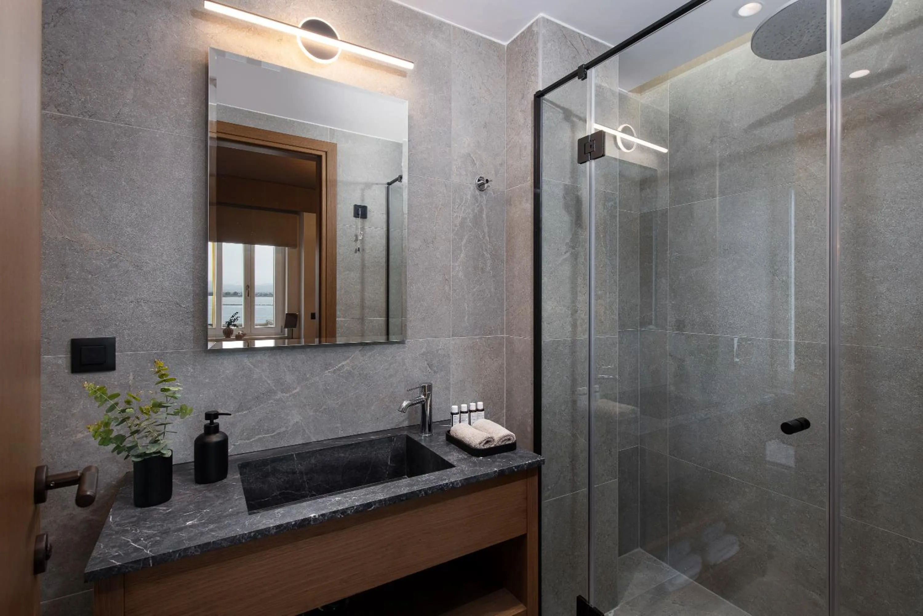 Shower in The K Nest Hotel Nafplio