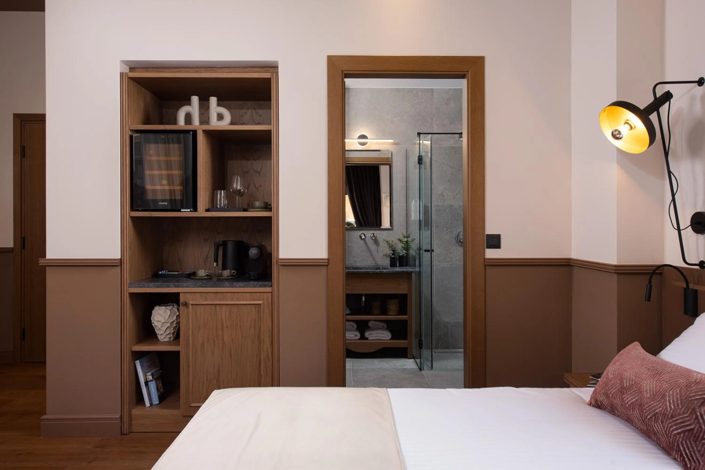 Shower, Bed in The K Nest Hotel Nafplio