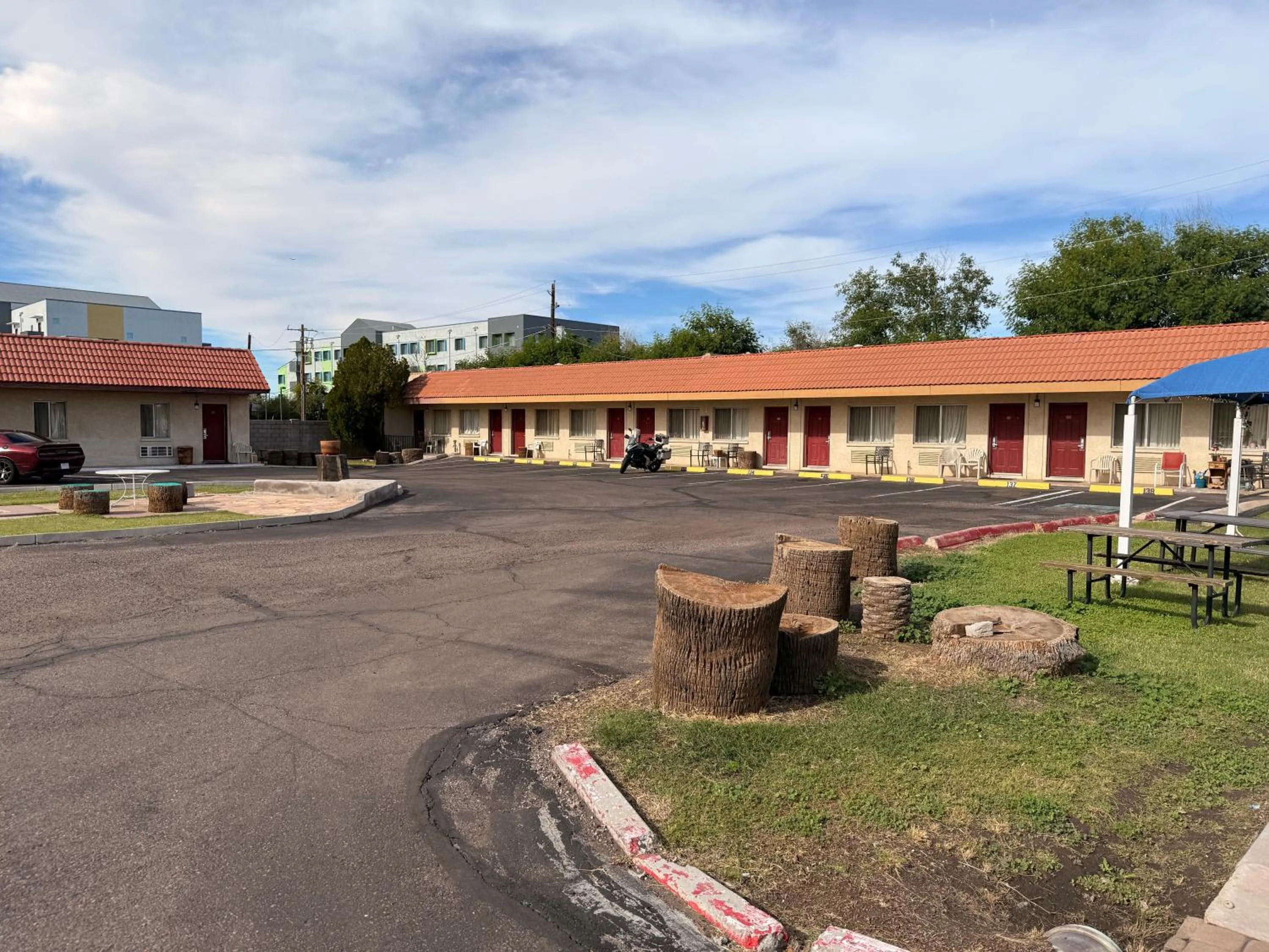 Facade/entrance in Del Rio Hotel O near Mesa Downtown
