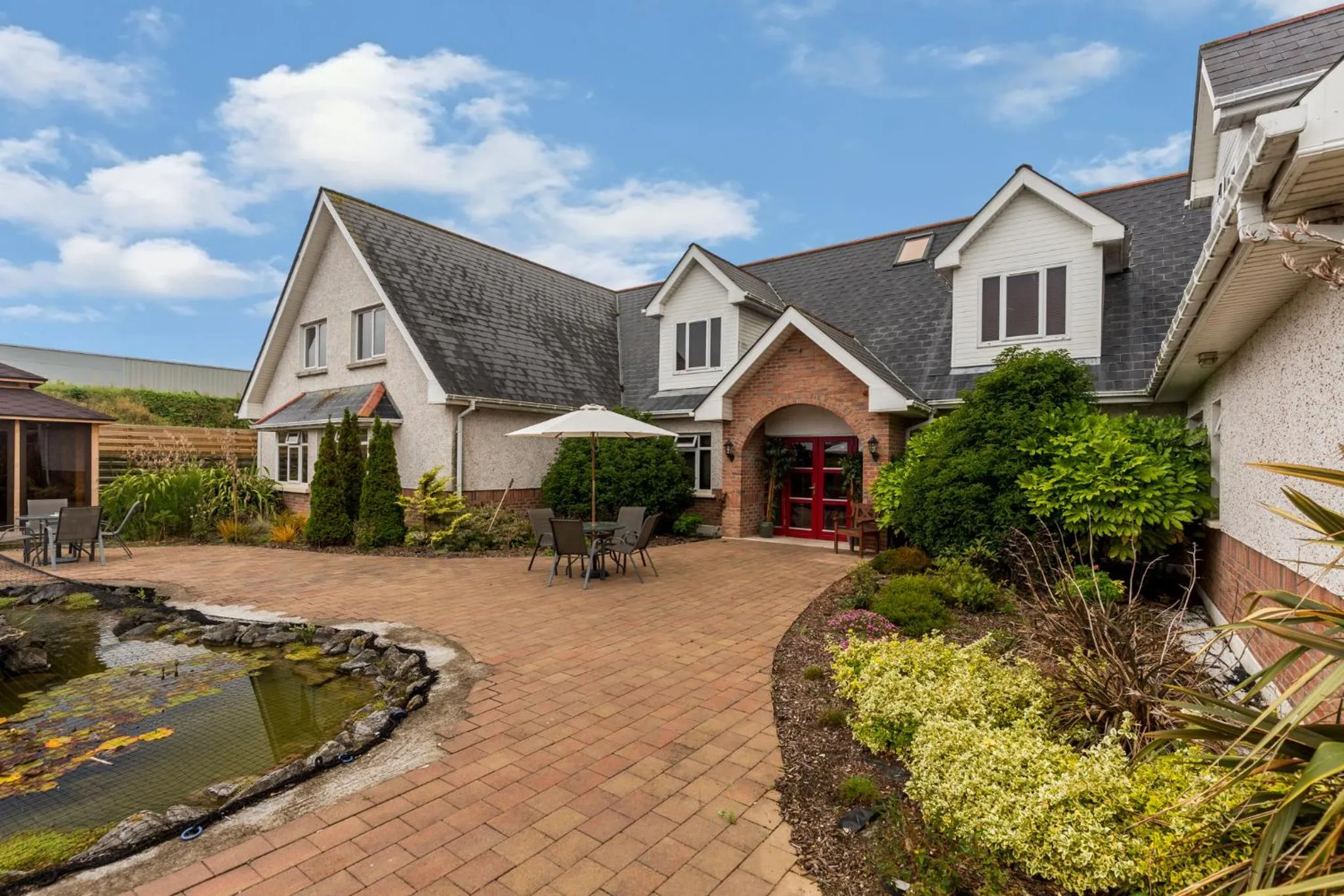 Property Building in Airport View Hotel and Secret Spa