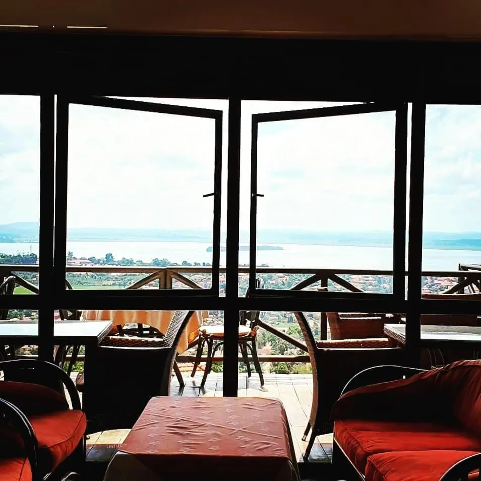 Lounge or bar in Cassia Lodge