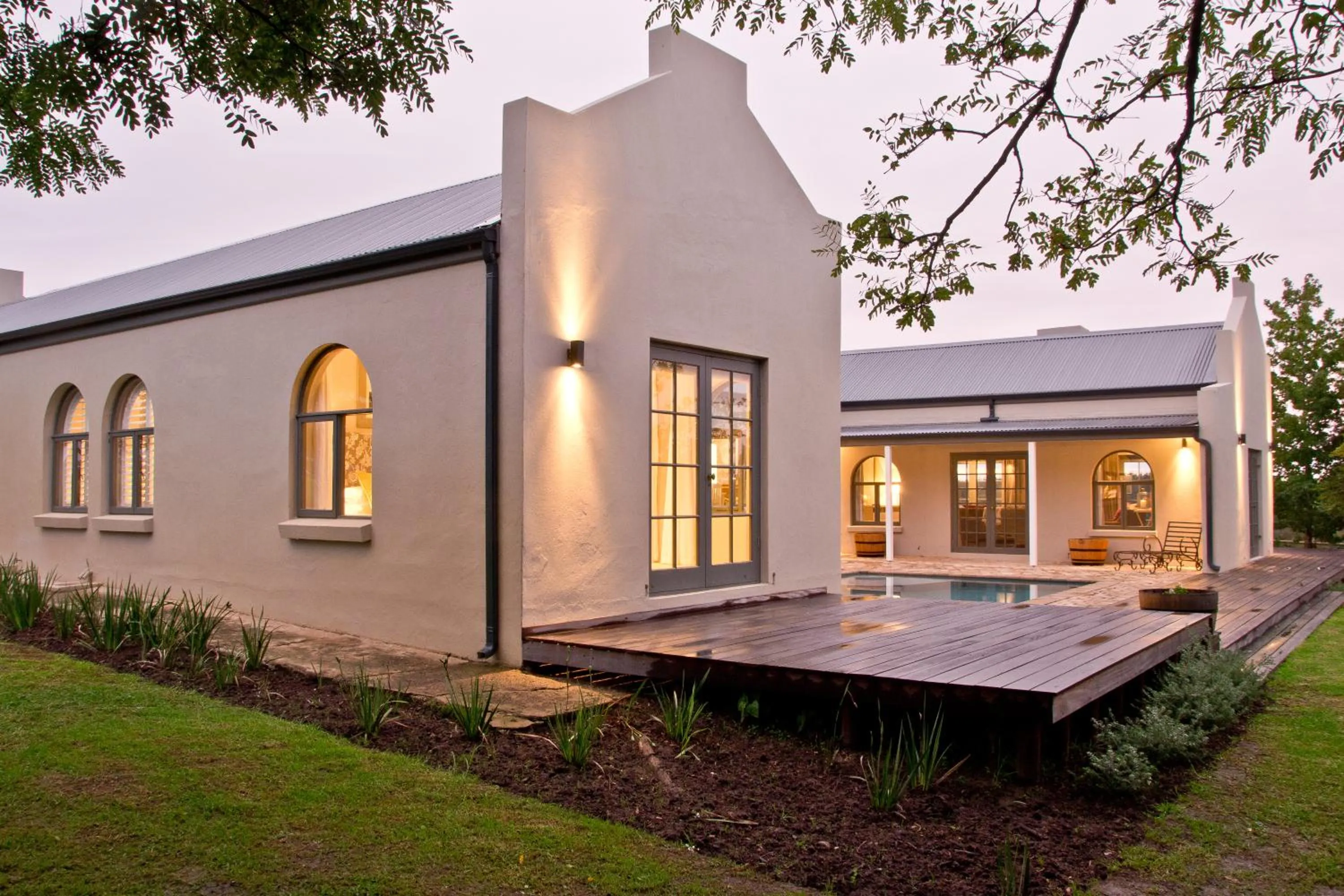 Property building in Kay and Monty Vineyard View