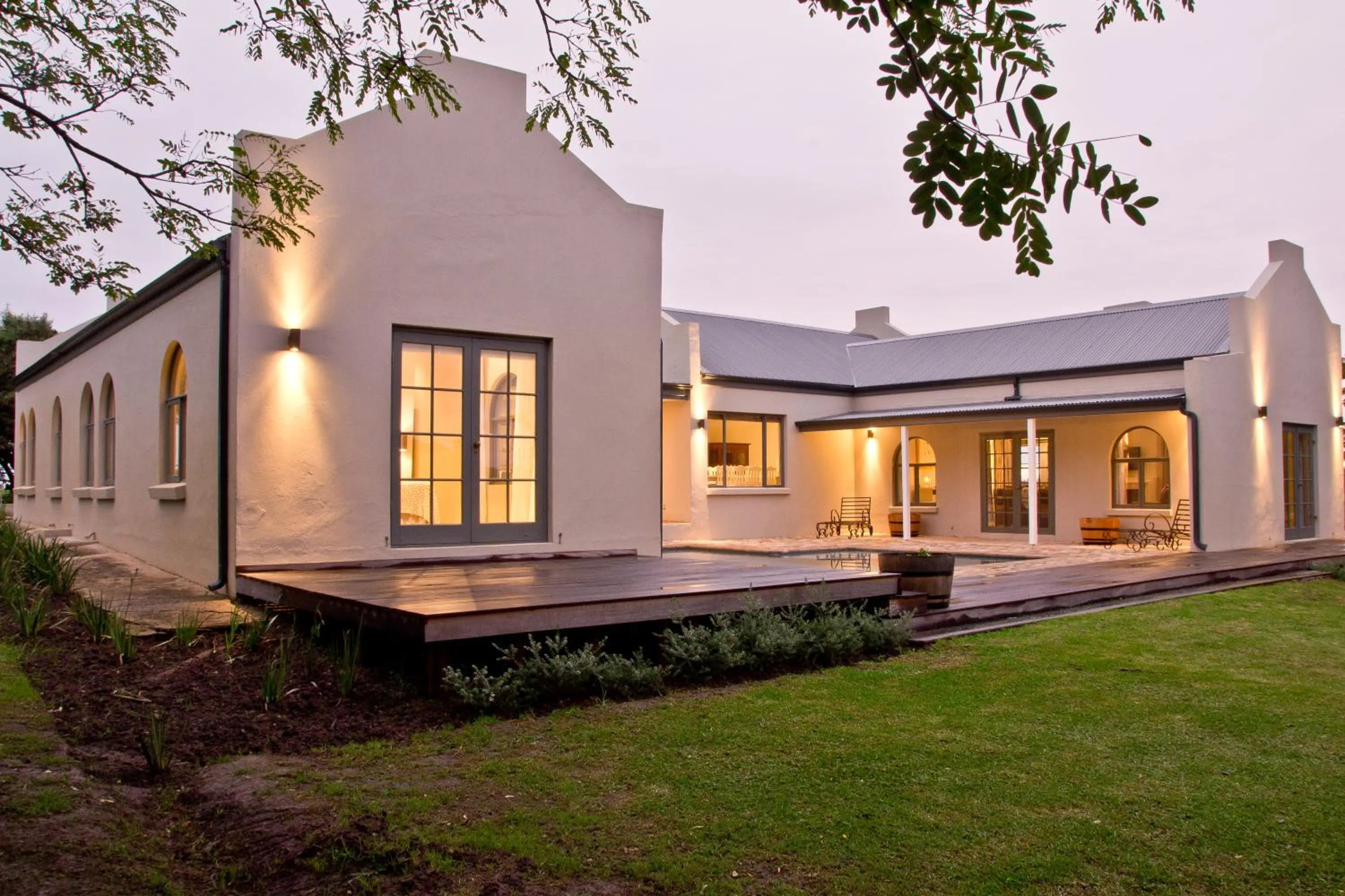 Property building in Kay and Monty Vineyard View