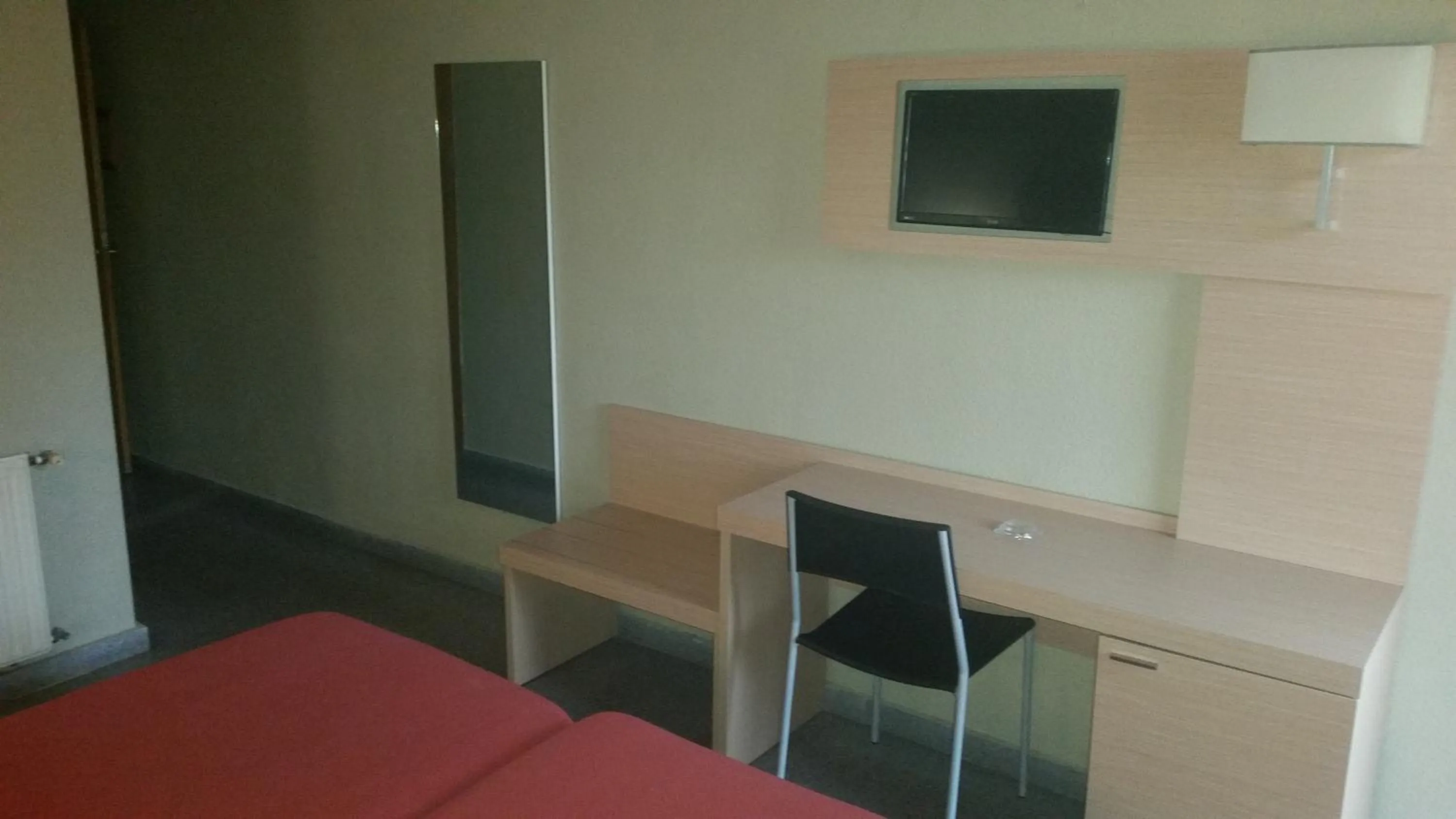 Photo of the whole room in Mont-Park