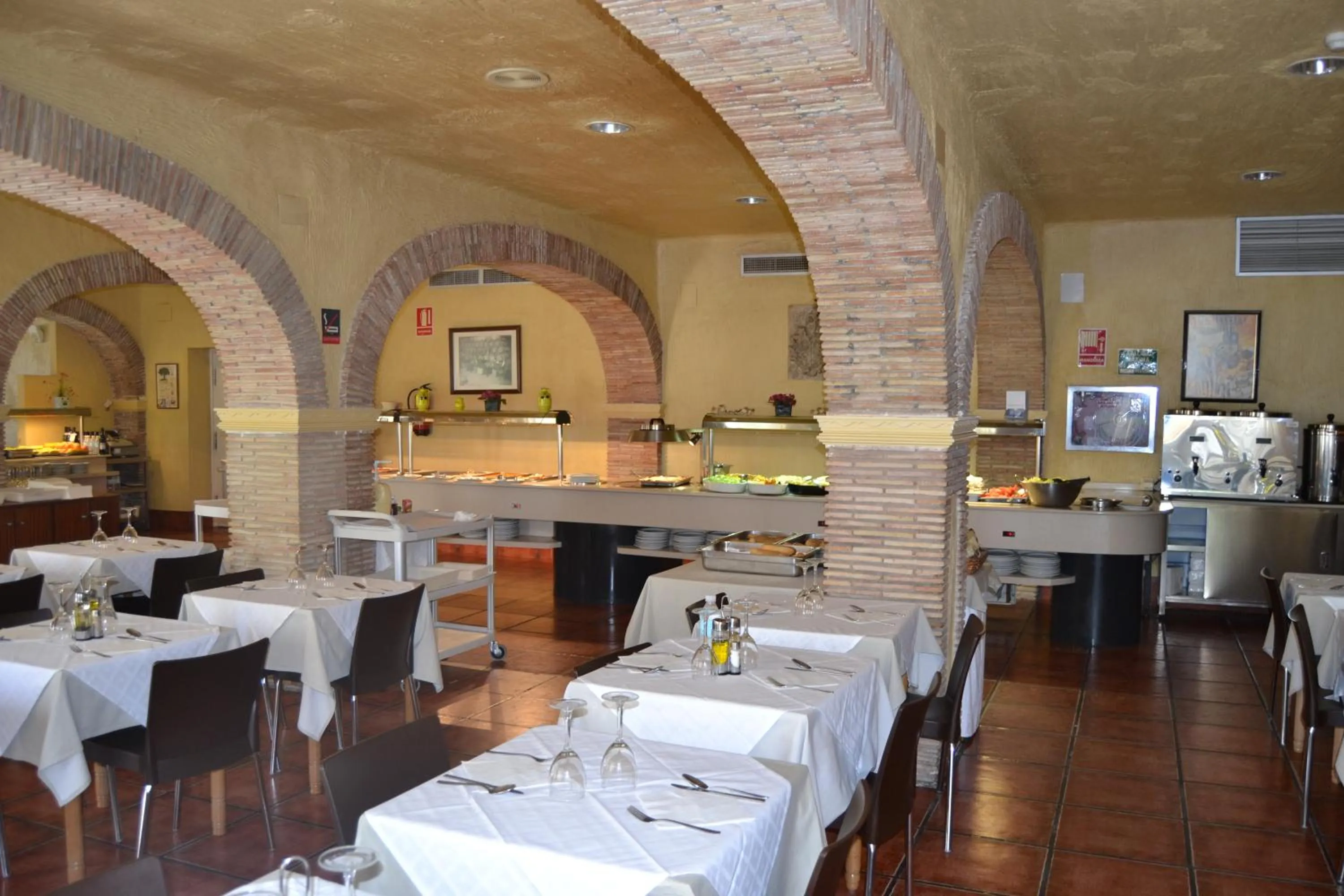 Restaurant/places to eat in Mont-Park