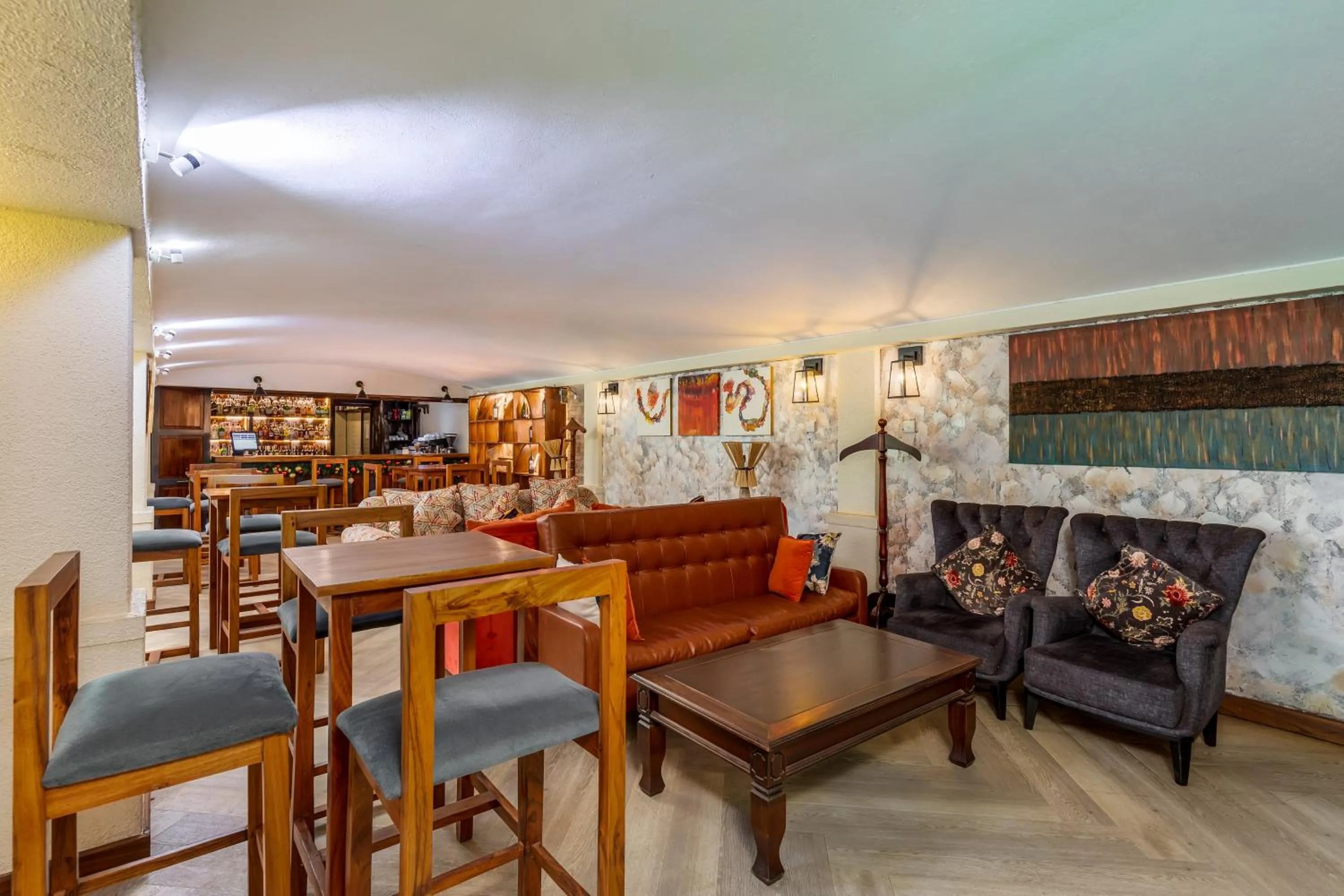 Lounge or bar in The Emin Pasha Hotel & Spa Kampala