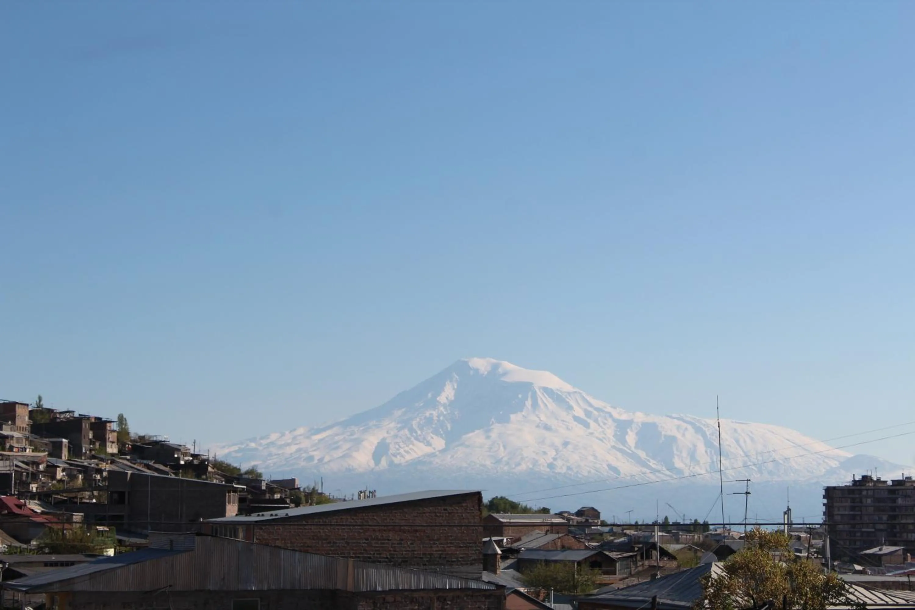 Mountain view in Art Hotel Yerevan