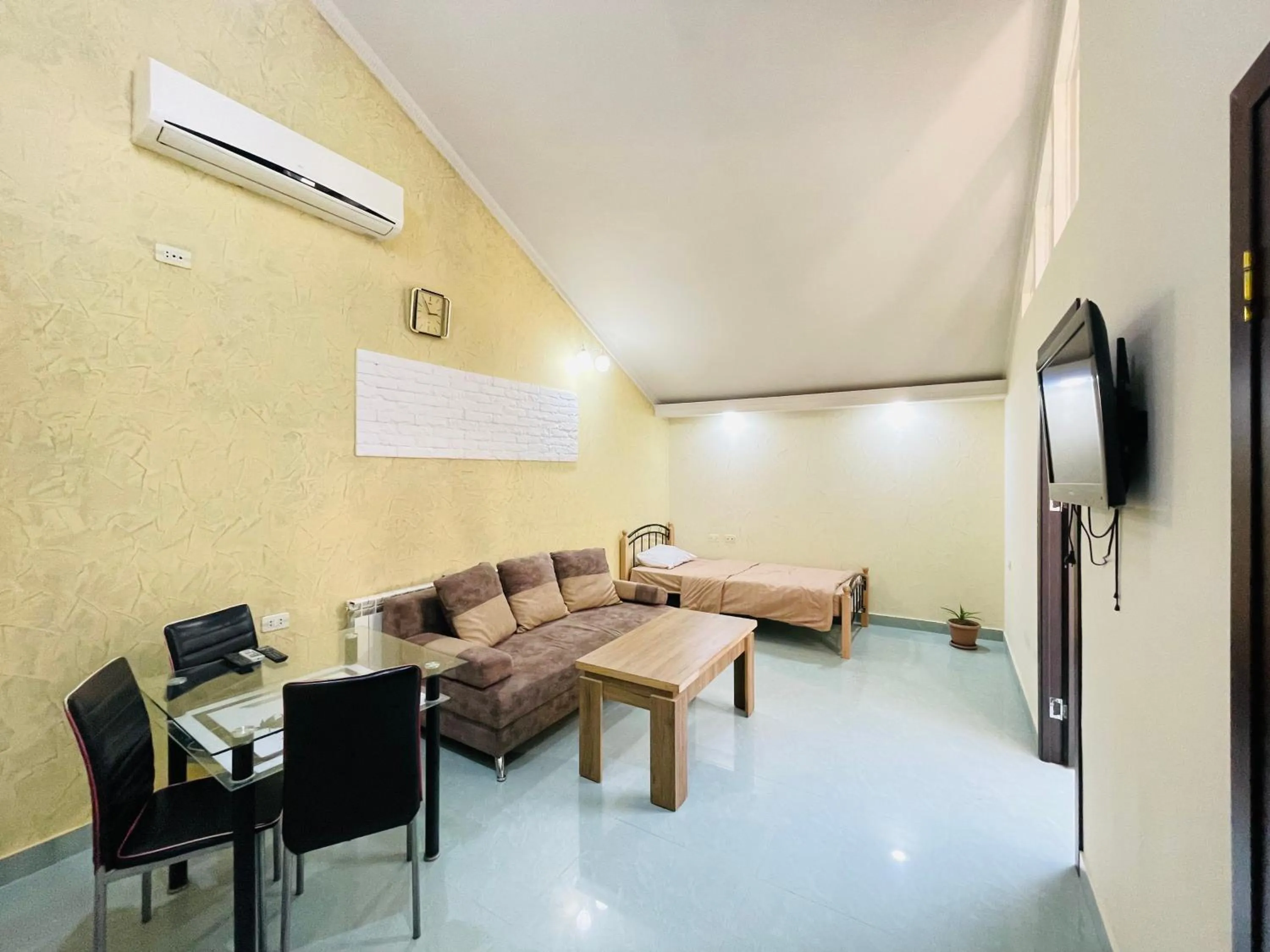 Living room in Art Hotel Yerevan