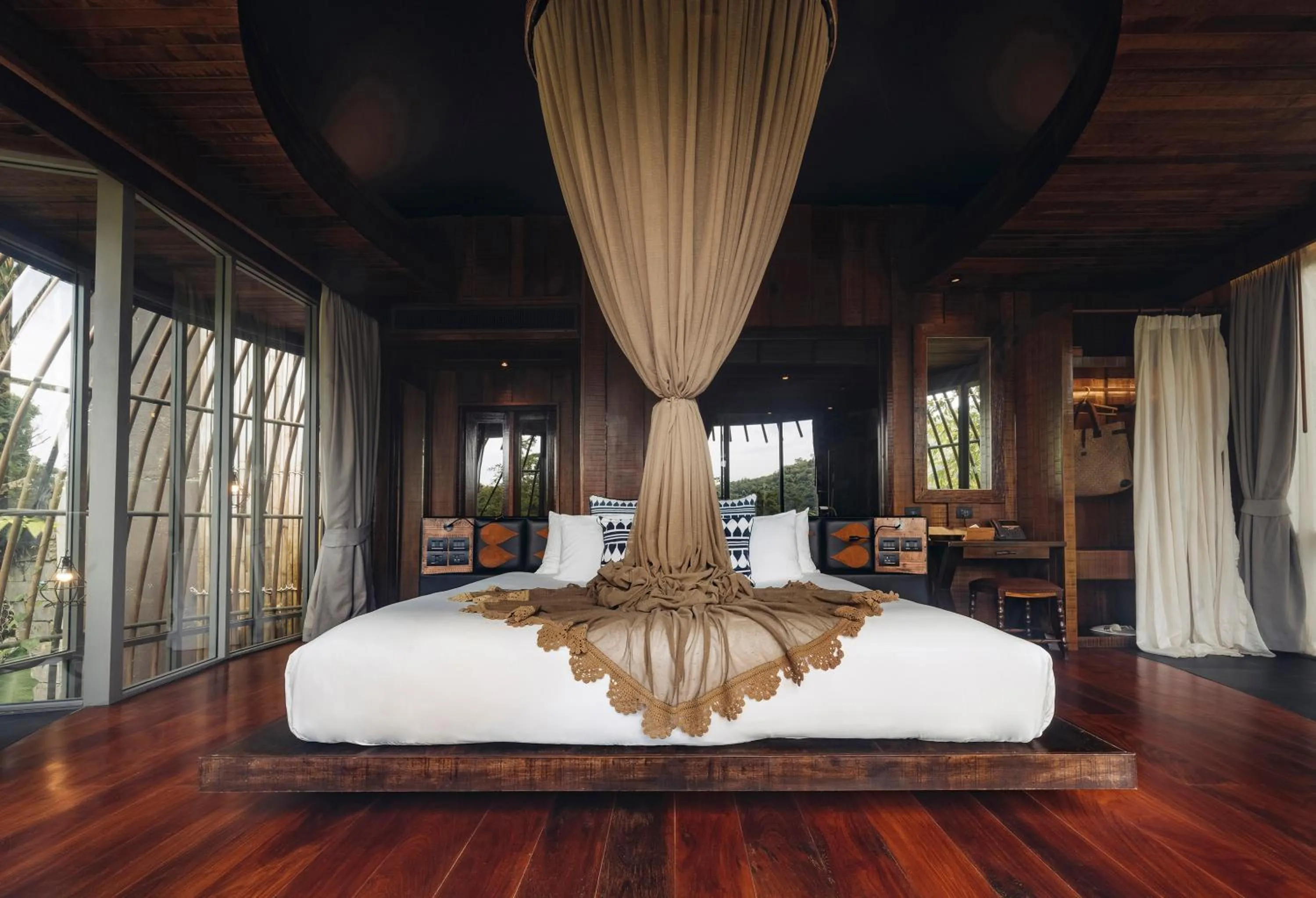 Bedroom, Bed in Keemala