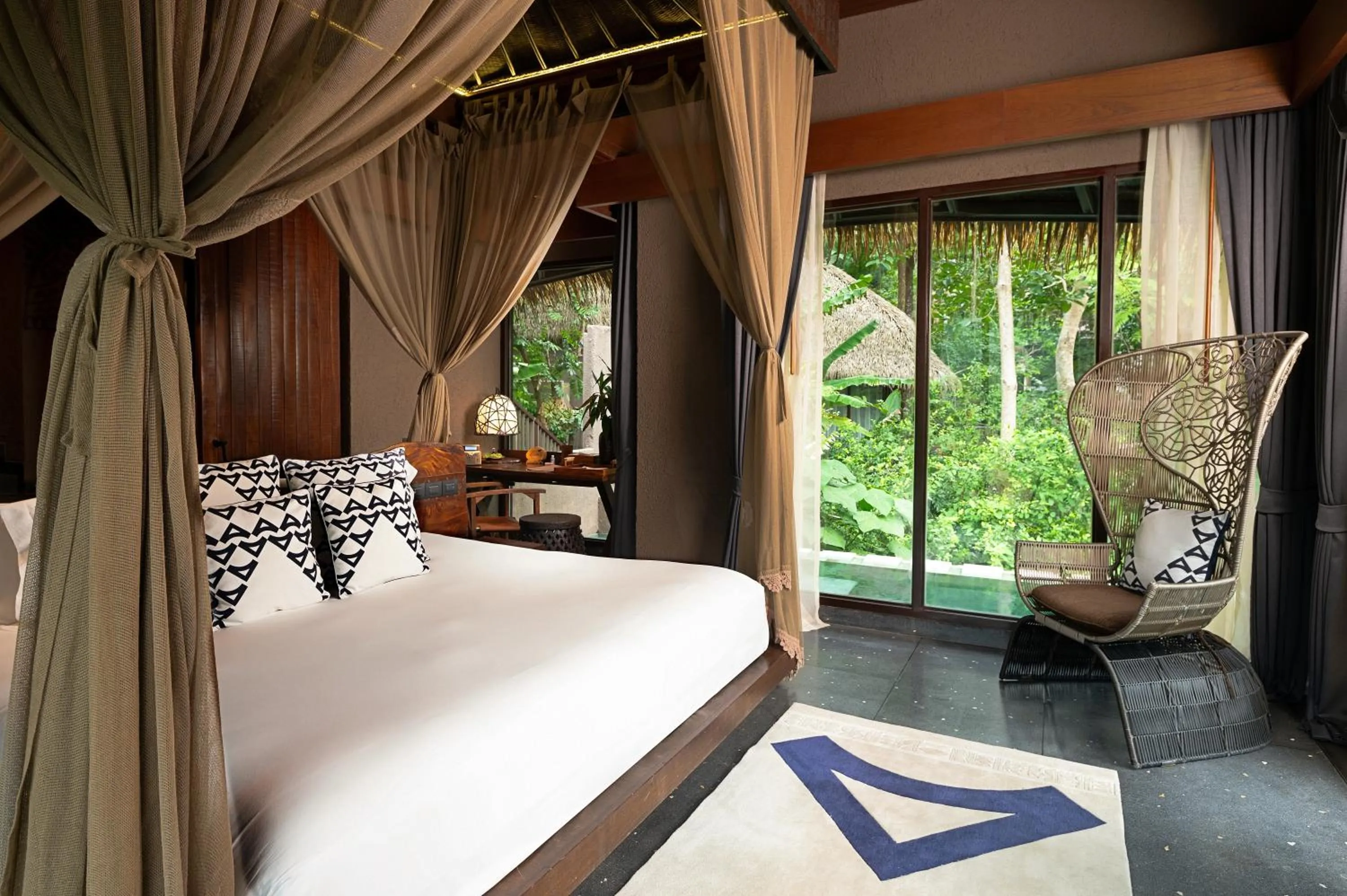 Bedroom, Bed in Keemala