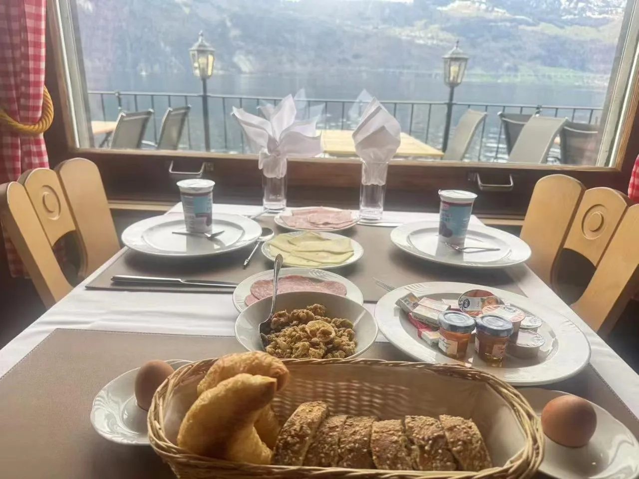 Breakfast in Seehotel Schwert