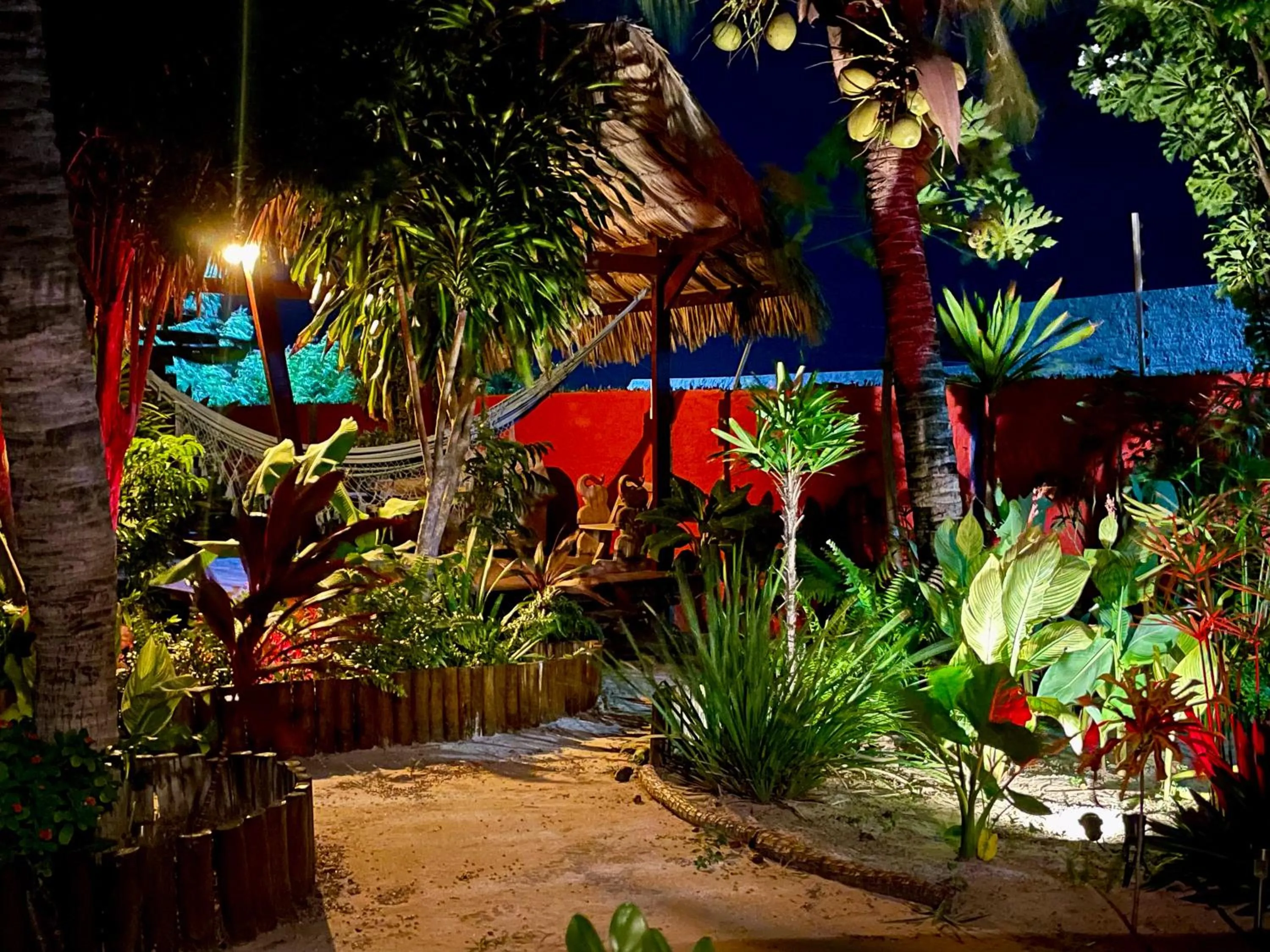 Evening entertainment in Casa do Jardim- Villa Botanica