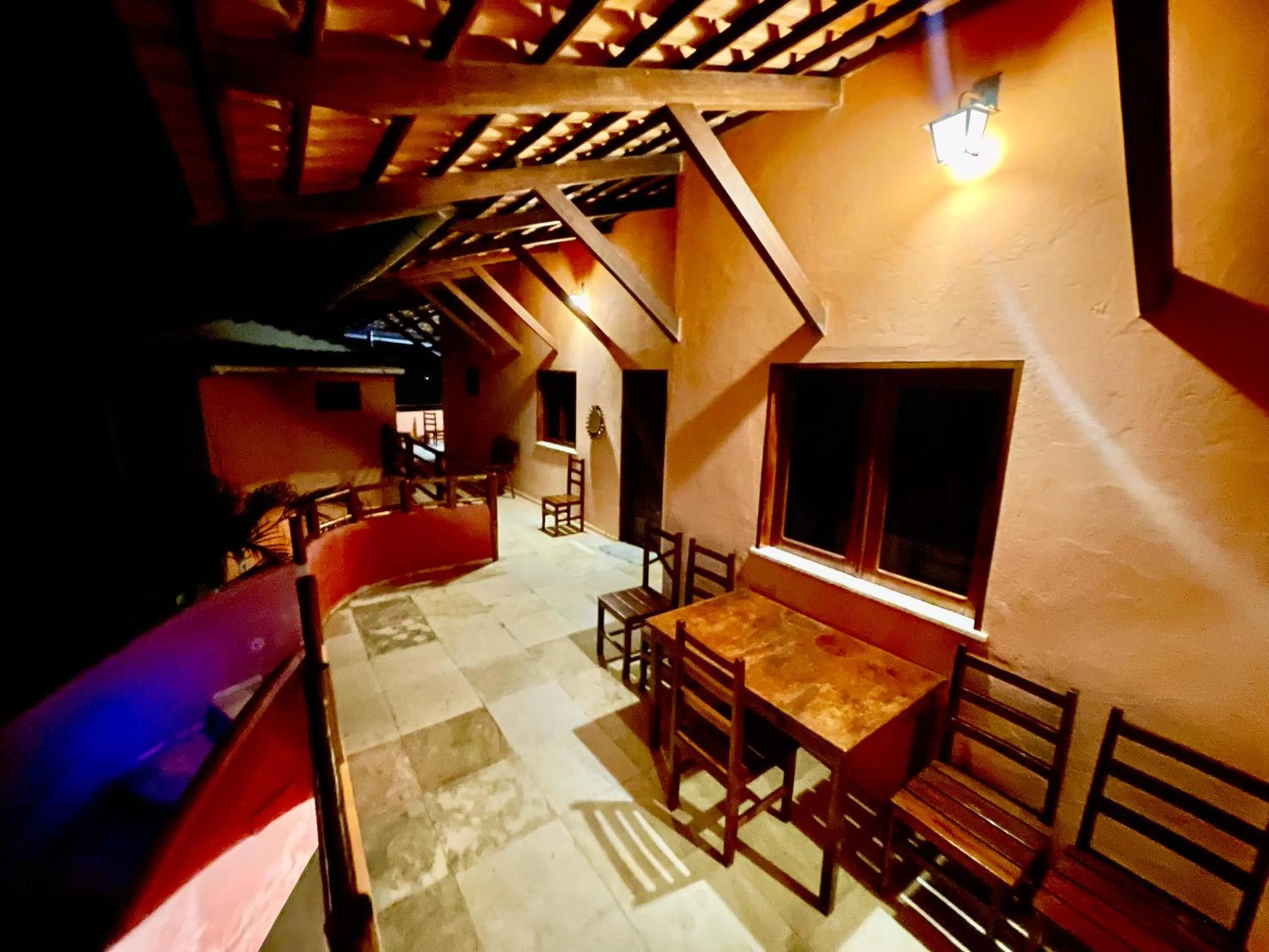 Evening entertainment in Casa do Jardim- Villa Botanica