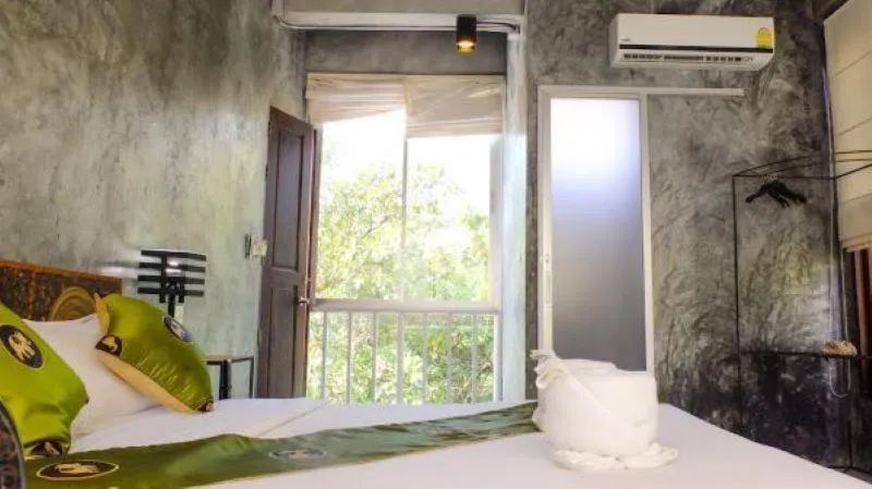 Bed in Hern Lhin Natural Resort