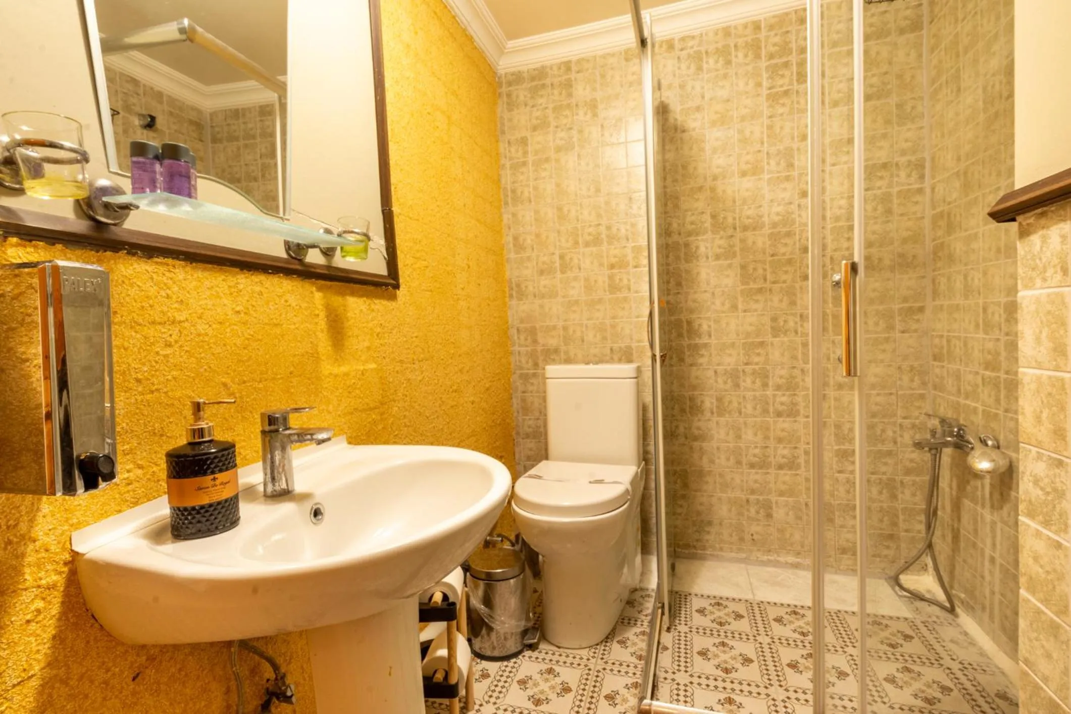 Bathroom in İznik Seyir Otel