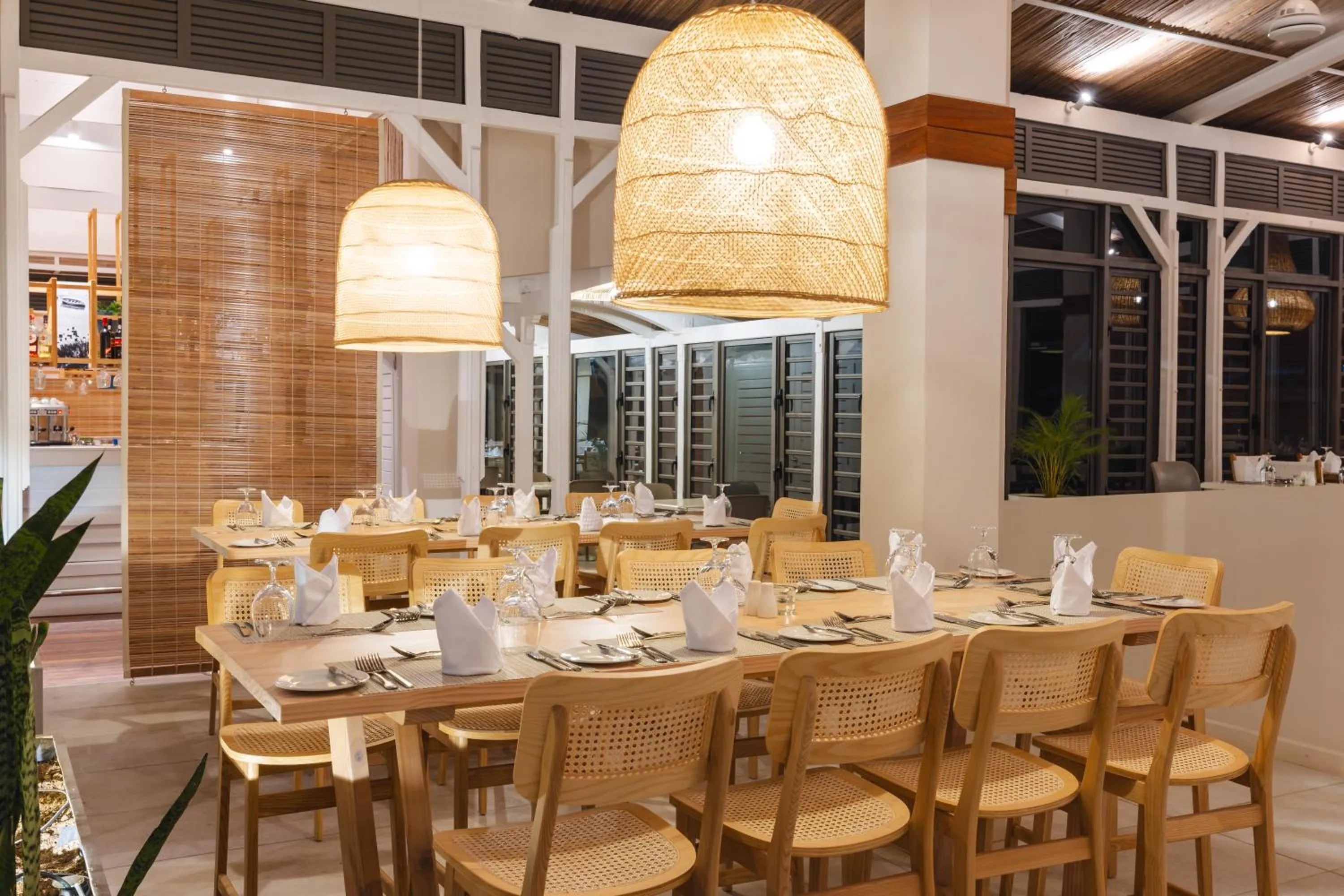 Restaurant/places to eat in Cotton Bay Resort & Spa