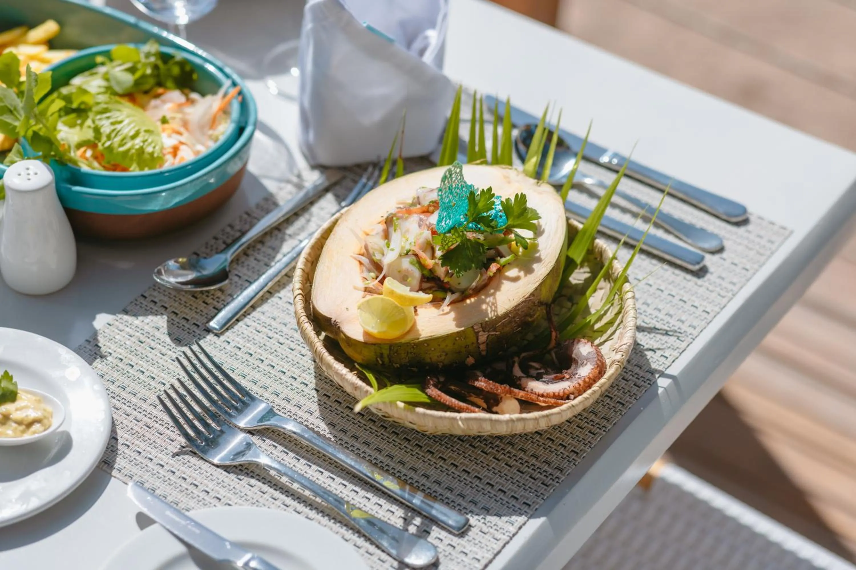 Restaurant/places to eat in Cotton Bay Resort & Spa