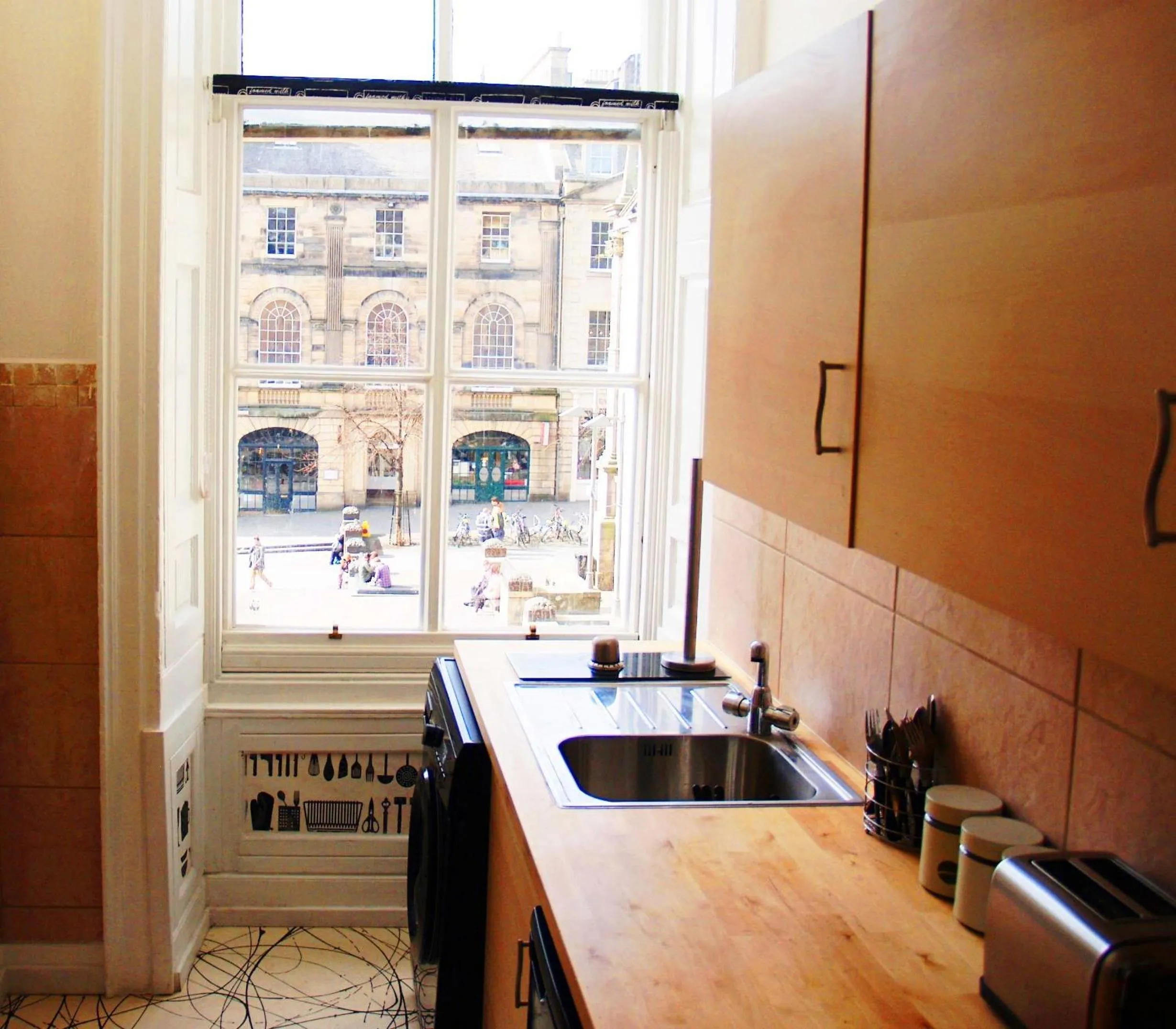 Kitchen or kitchenette in Niddry Street Apartments Edinburgh