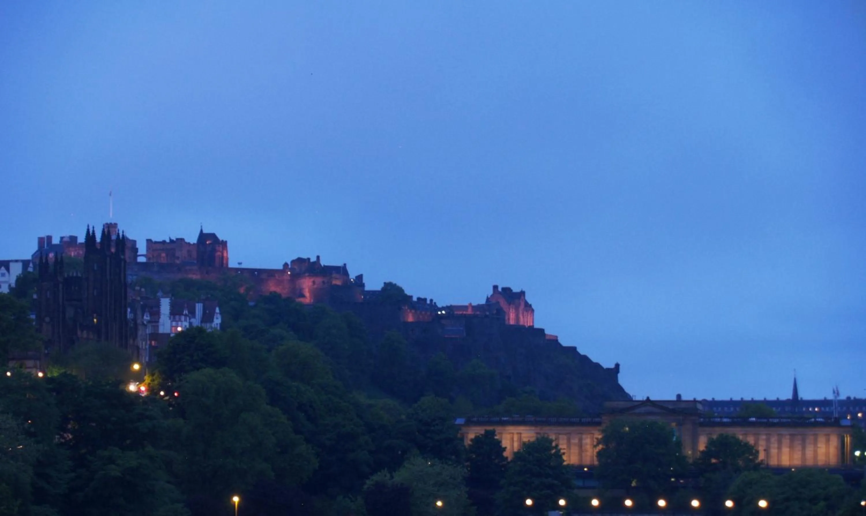 Neighbourhood in Niddry Street Apartments Edinburgh