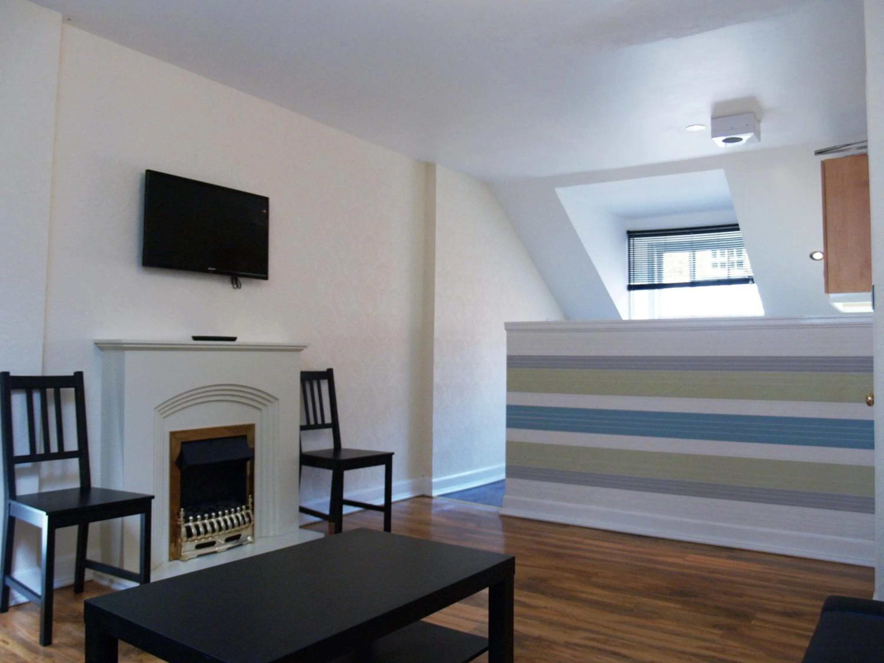 Living room in Niddry Street Apartments Edinburgh