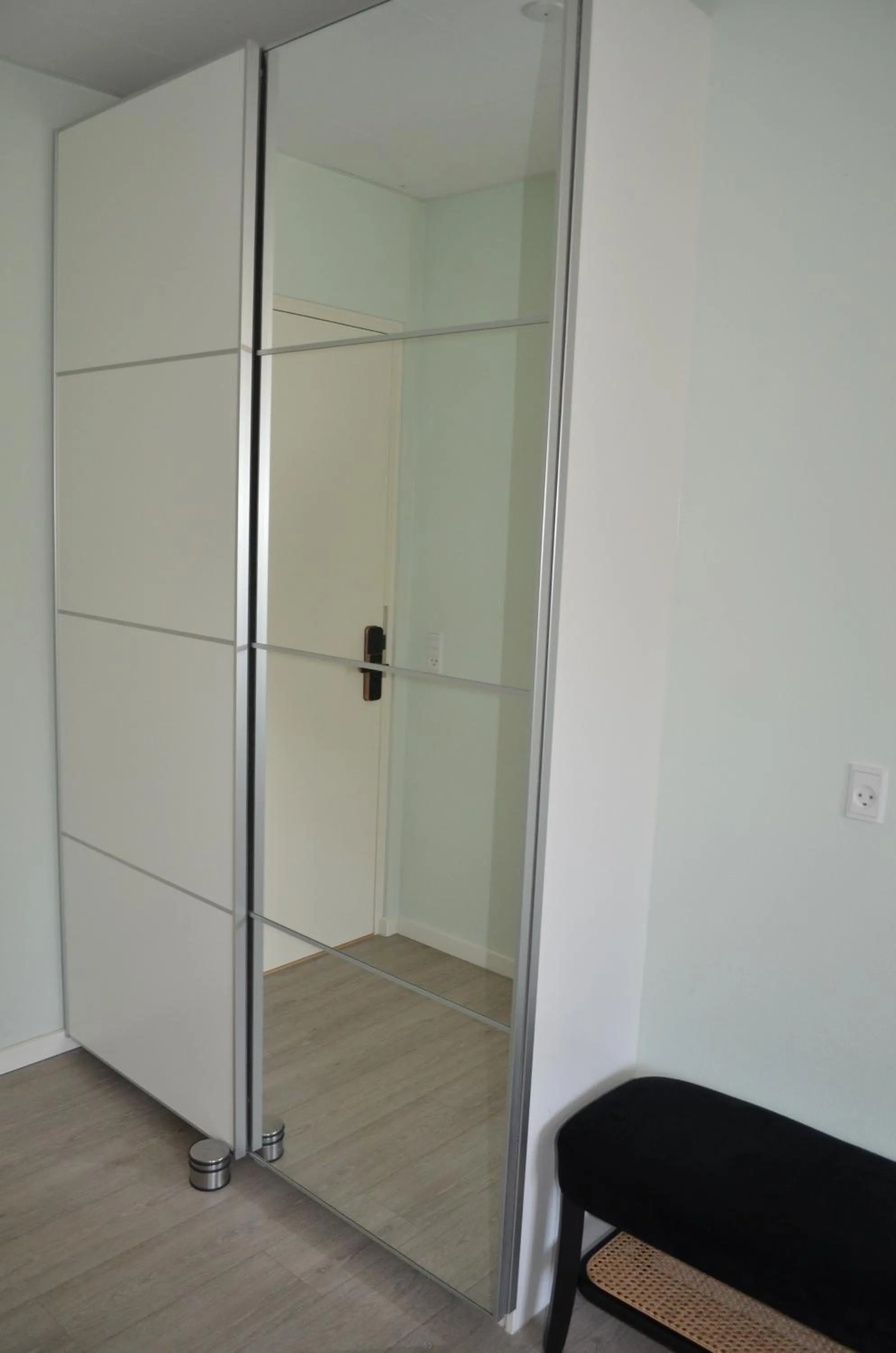 wardrobe in Naturperlen