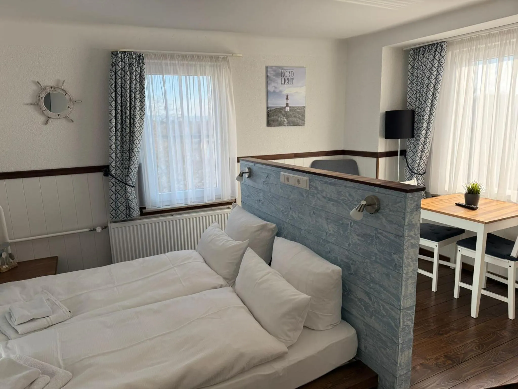 Bed in Hotel Schöne Aussicht